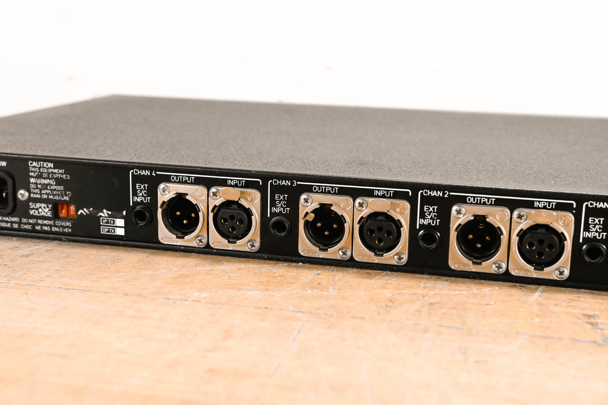 Klark Teknik DN504 Quad Compressor Limiter