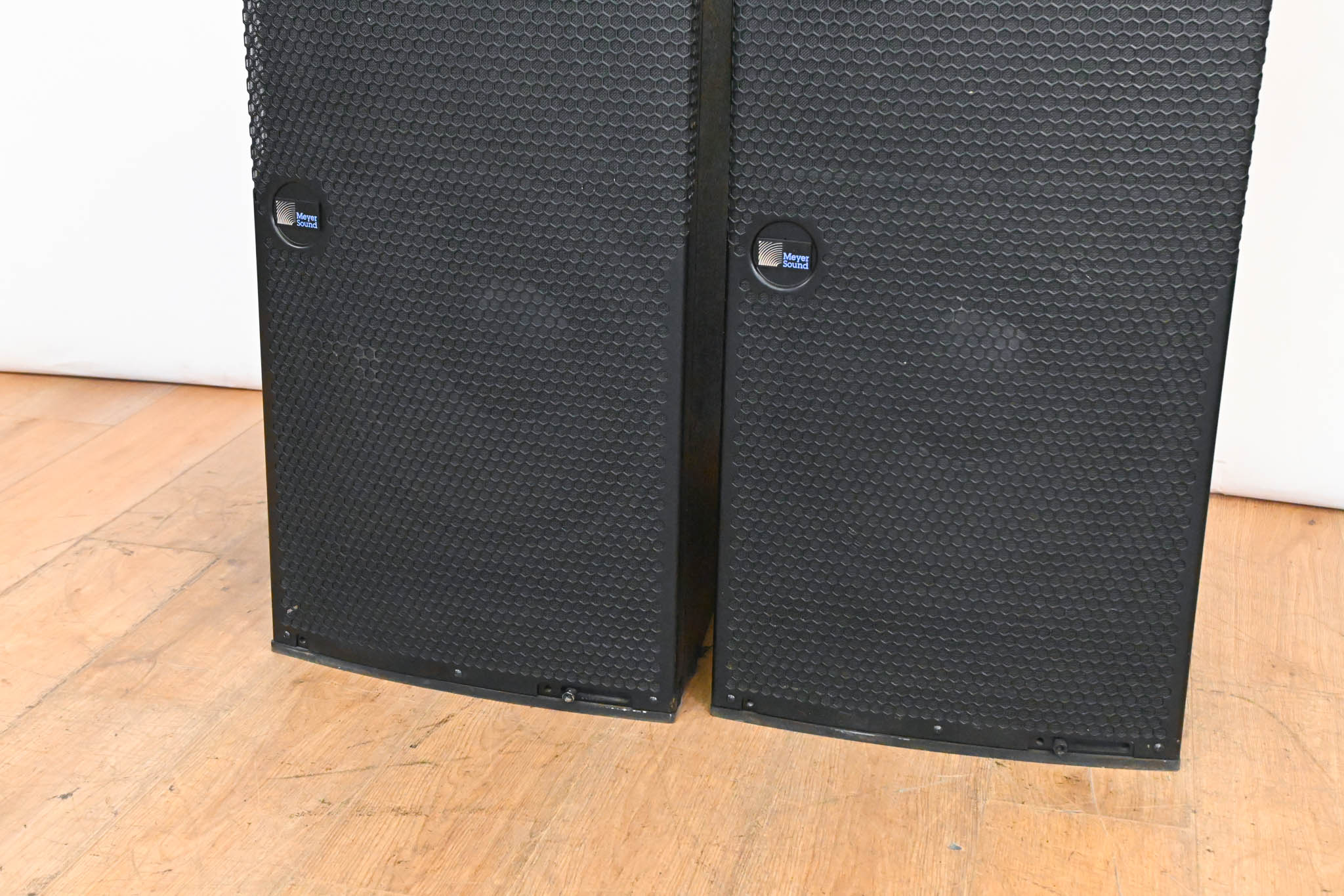 Meyer Sound JM-1P 15" Active Arrayable Loudspeaker (PAIR)