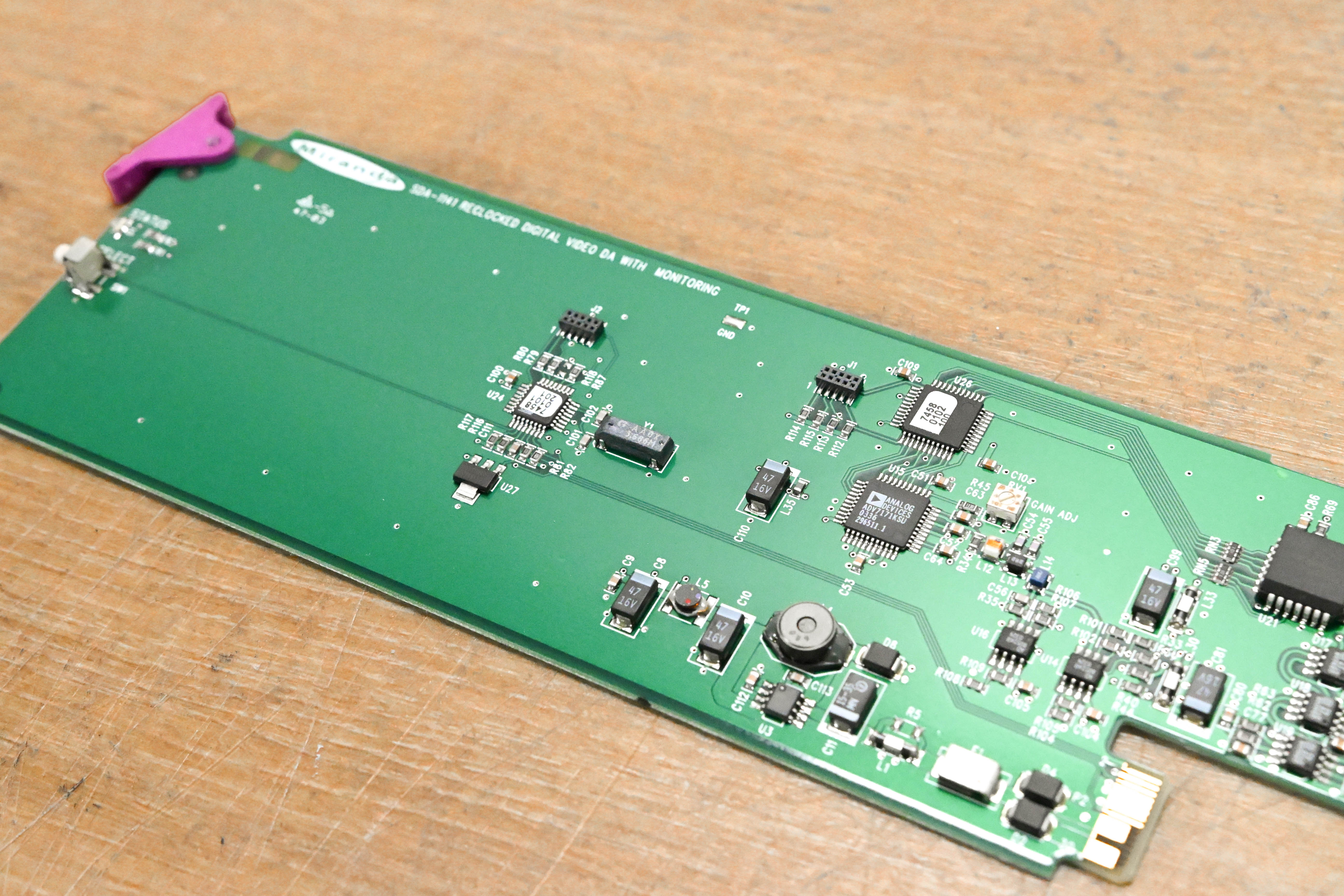 Miranda SDA-1141 Reclocked Digital Video DA with Monitoring Module