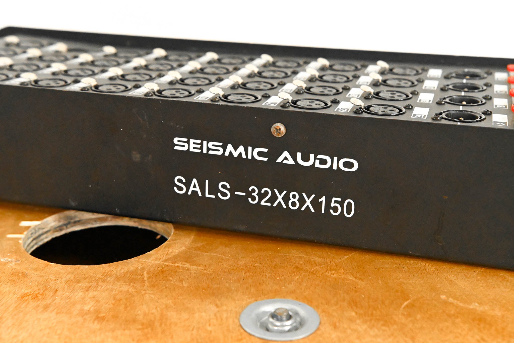 Seismic Audio SALS-32x8x150 32-Channel Snake with 8 Returns - 150 ft