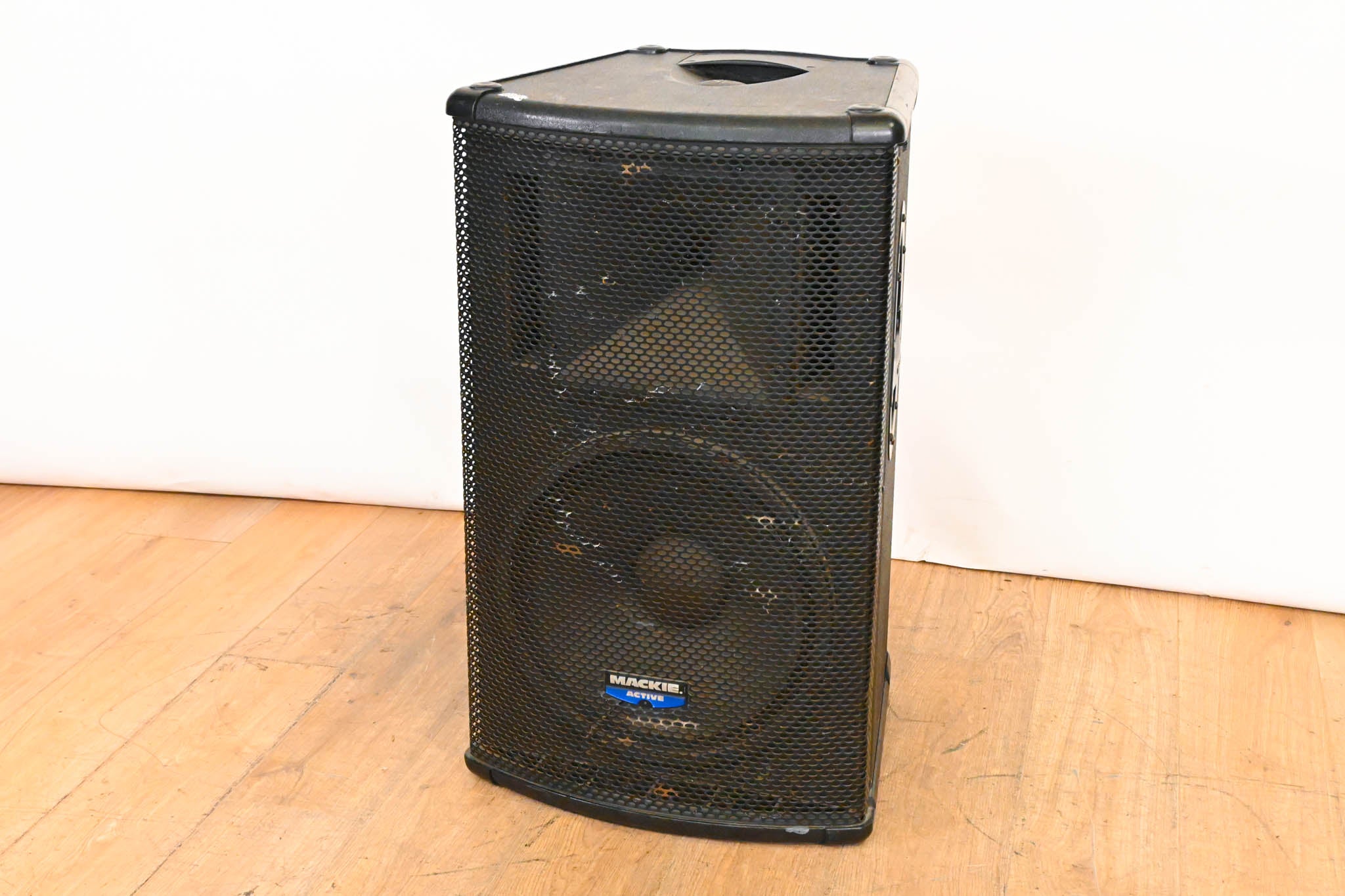 Mackie SA1521 15" Two-Way Powered Loudspeaker