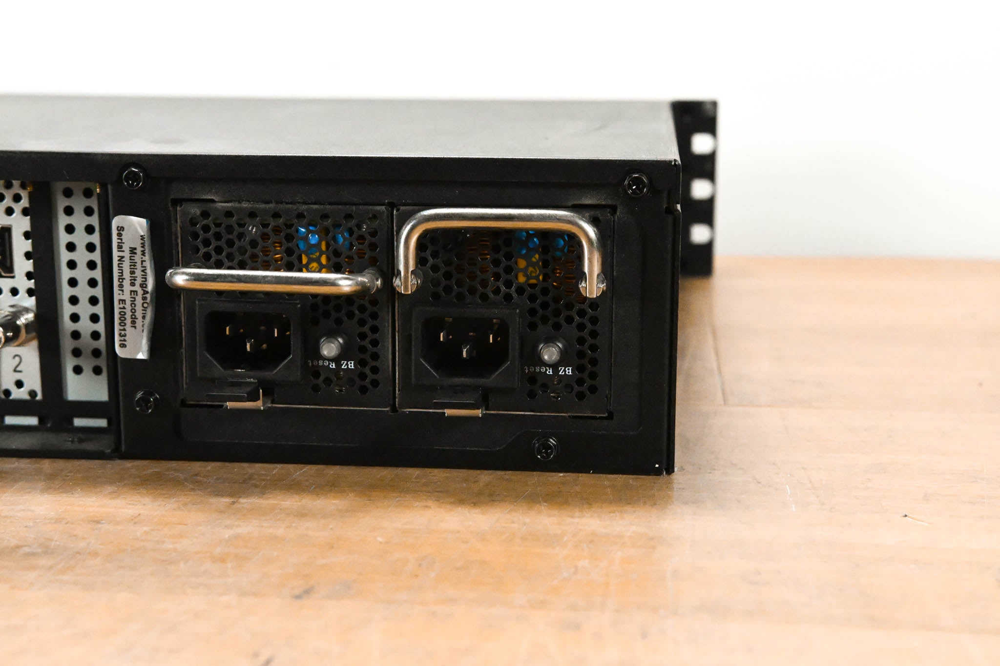 Living As One (Resi) E1000 Multisite Encoder