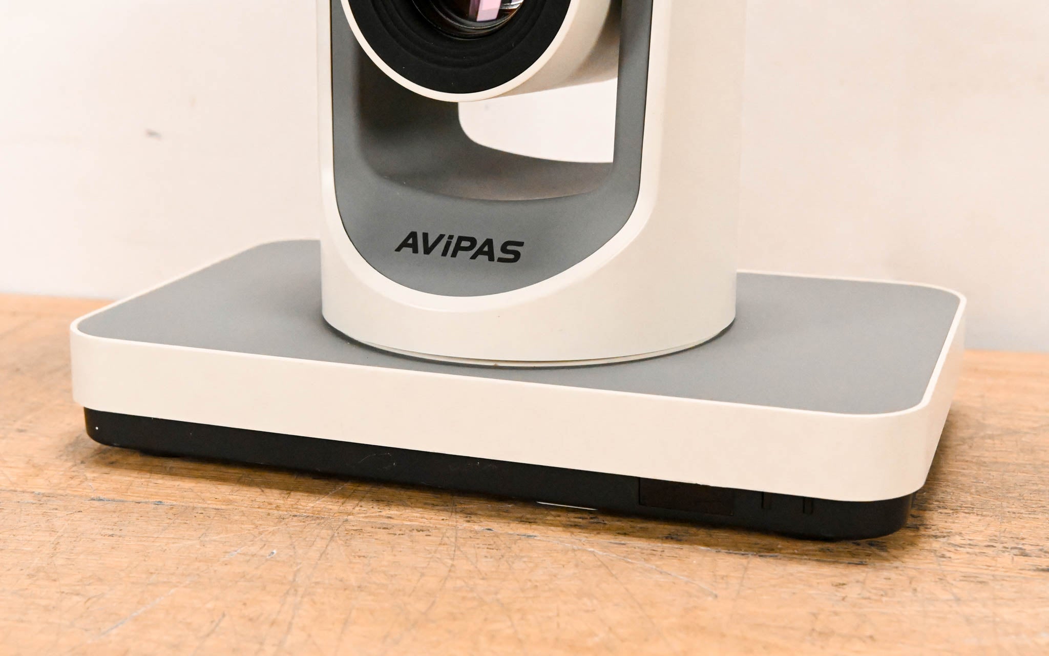 Avipas AV-1360 20x SDI/HDMI PTZ Camera (NO POWER SUPPLY)