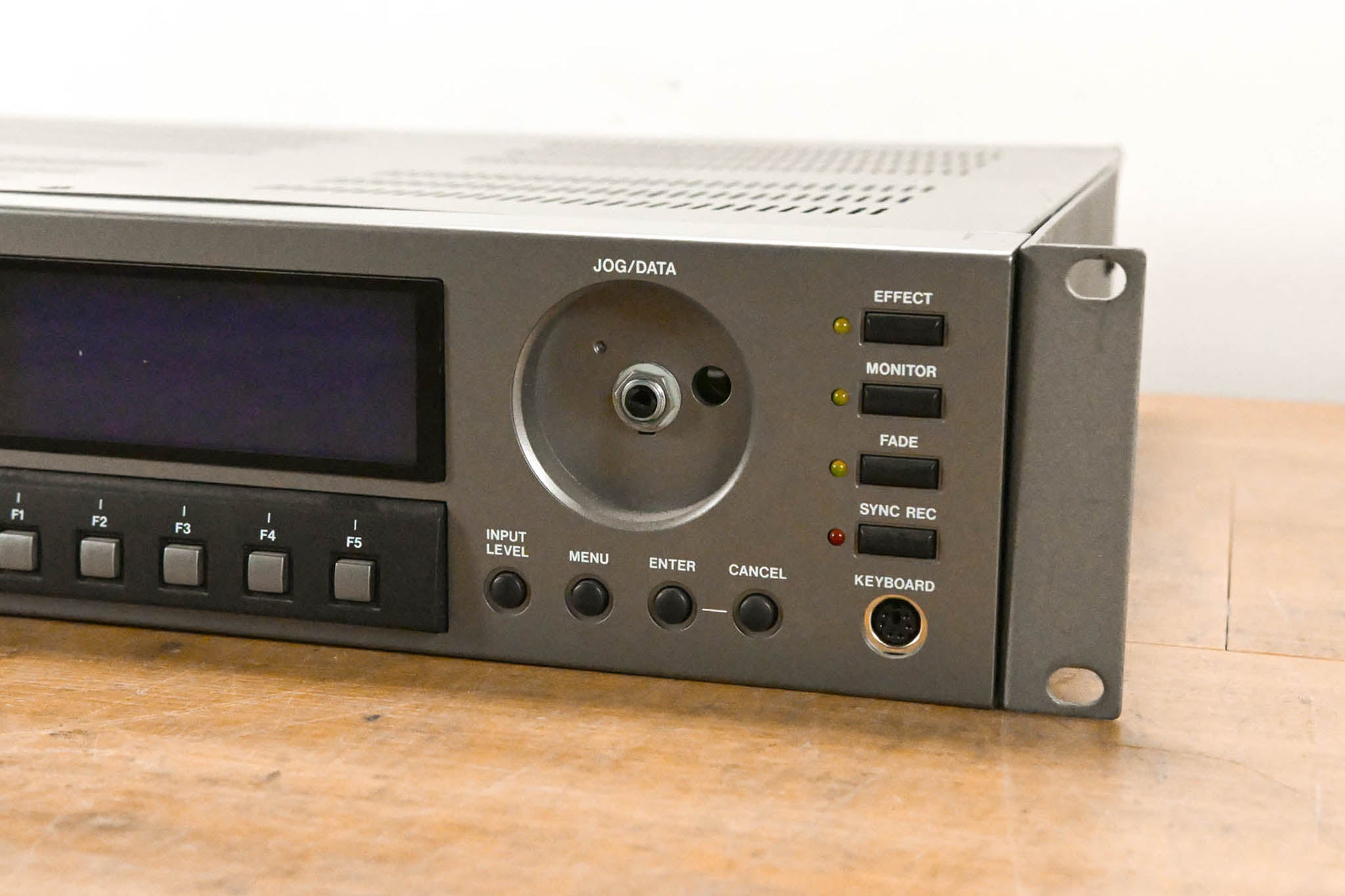 TASCAM DV-RA1000 High-Resolution DVD Master Recorder
