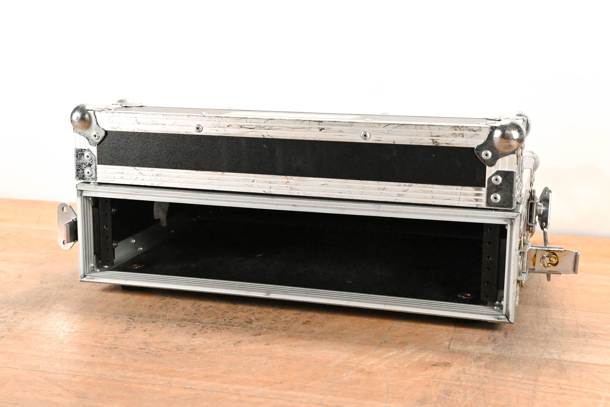 Road Ready 2U Road Case