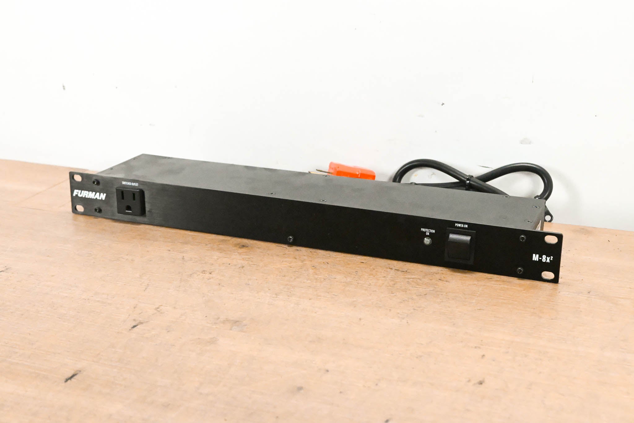 Furman M-8x2 8-Outlet Power Conditioner