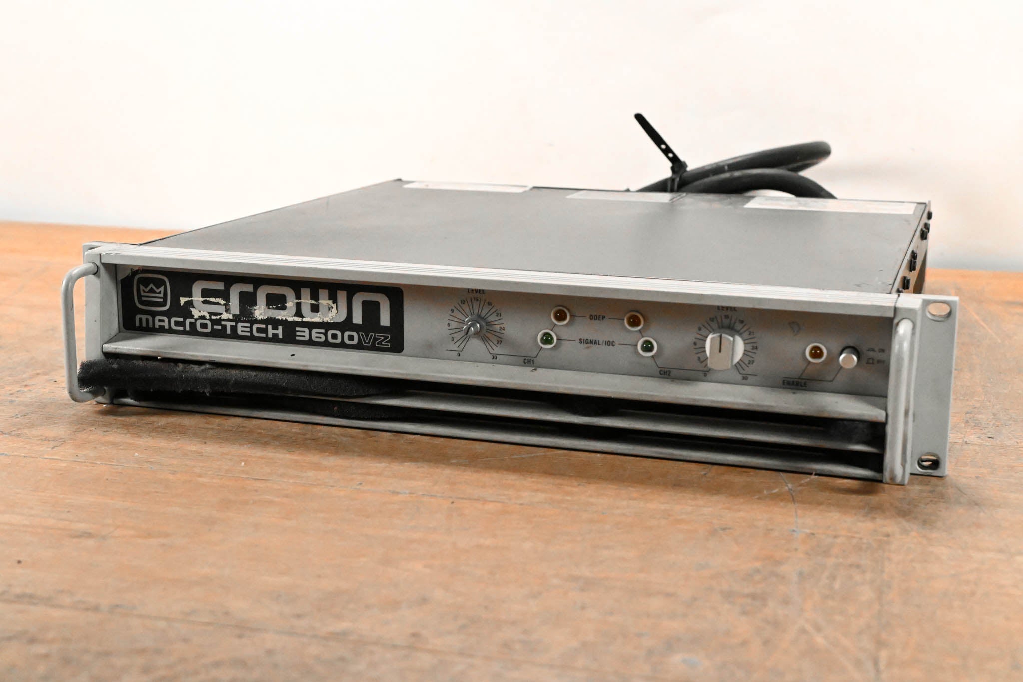 Crown Macro-Tech 3600VZ 2-Channel Power Amplifier