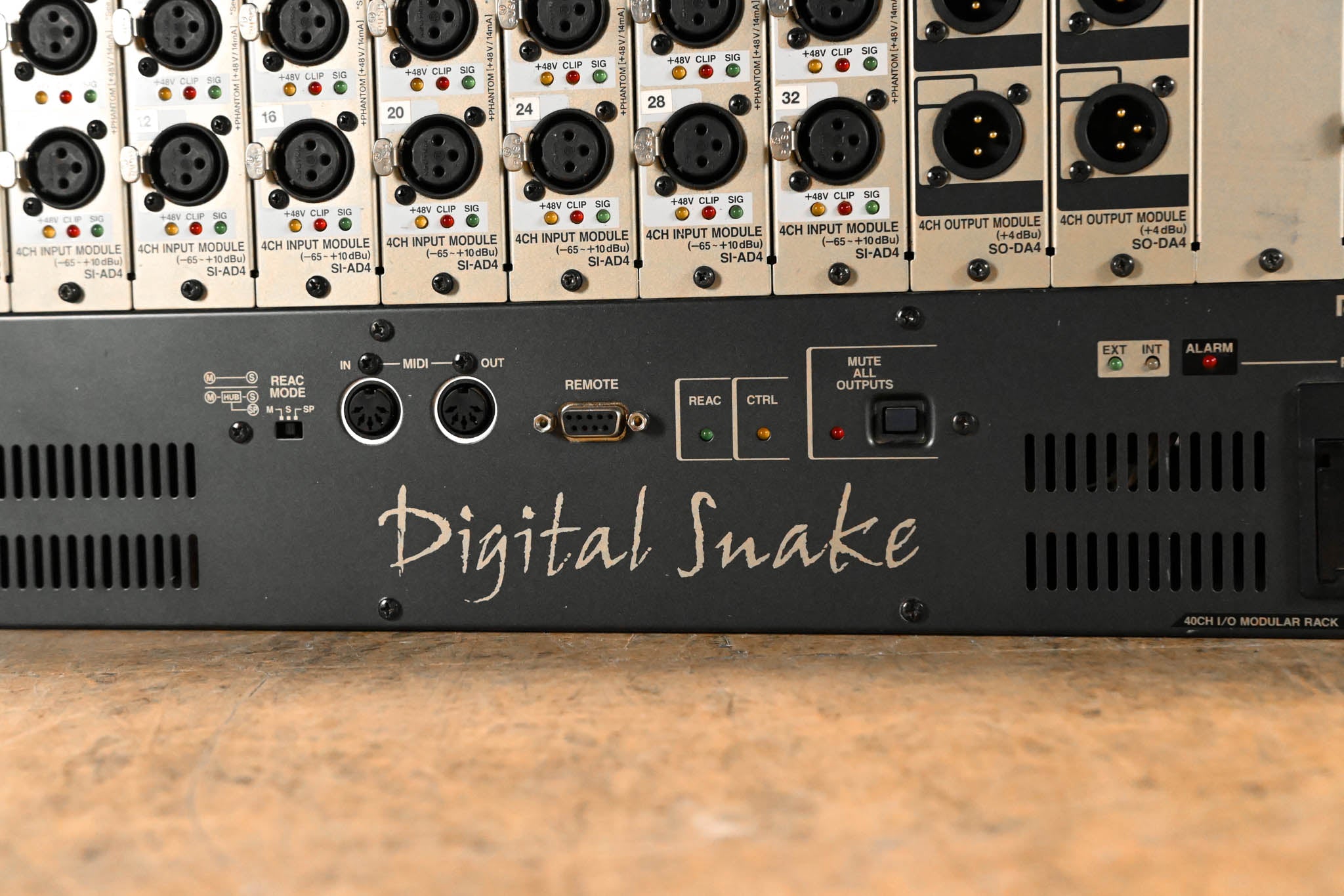 Roland S-4000S-3208 Digital Snake 32x8 Modular Stage Unit