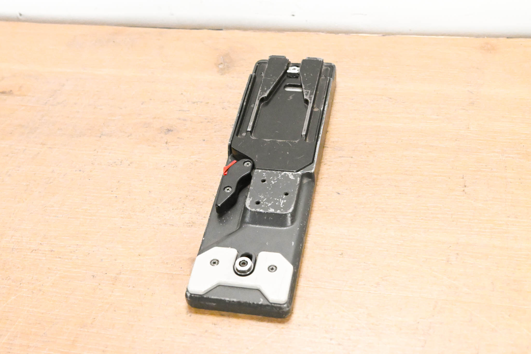 Sony VCT-14 Quick Release Tripod Adapter
