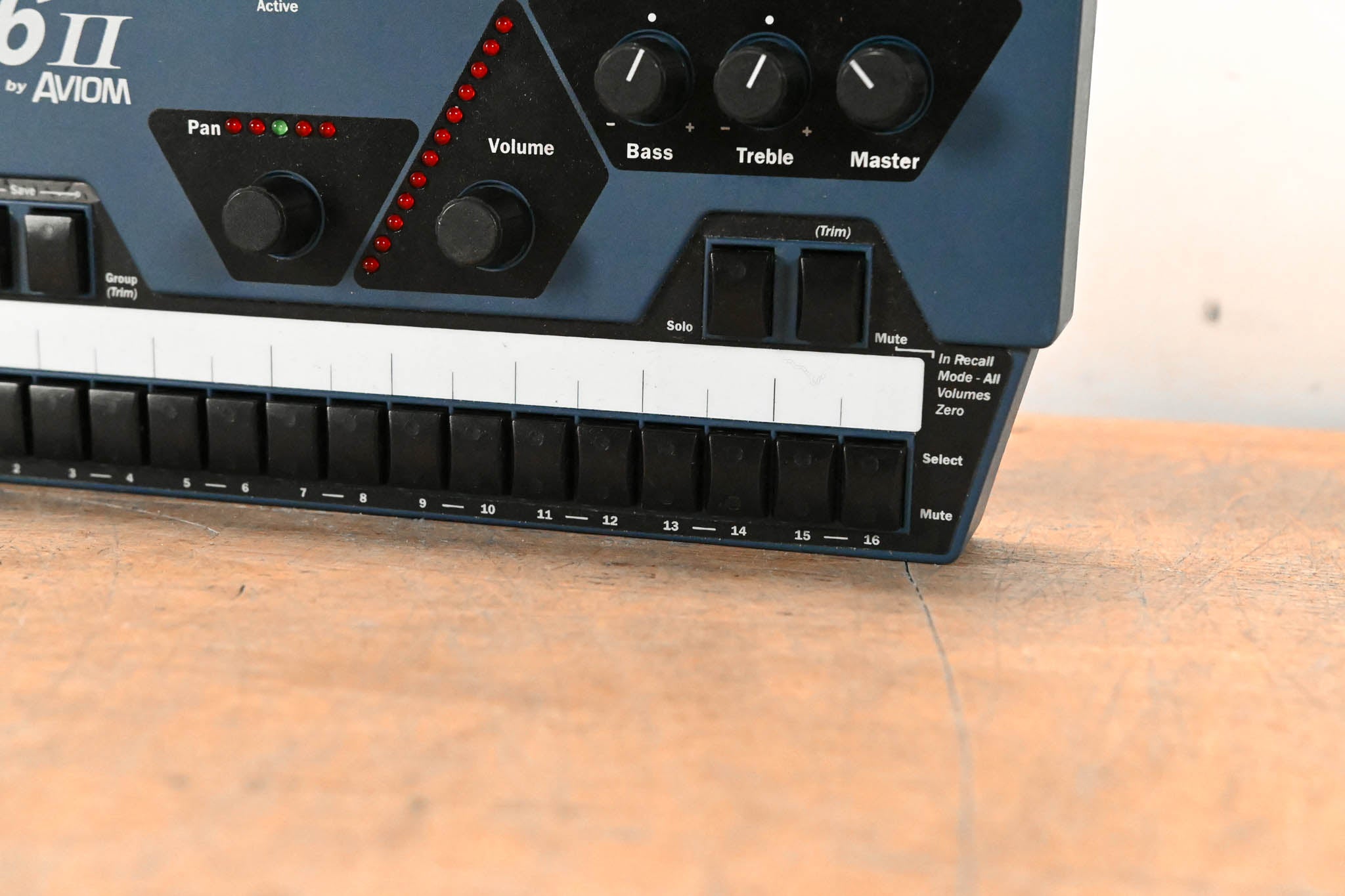 Aviom A-16II Personal Mixer
