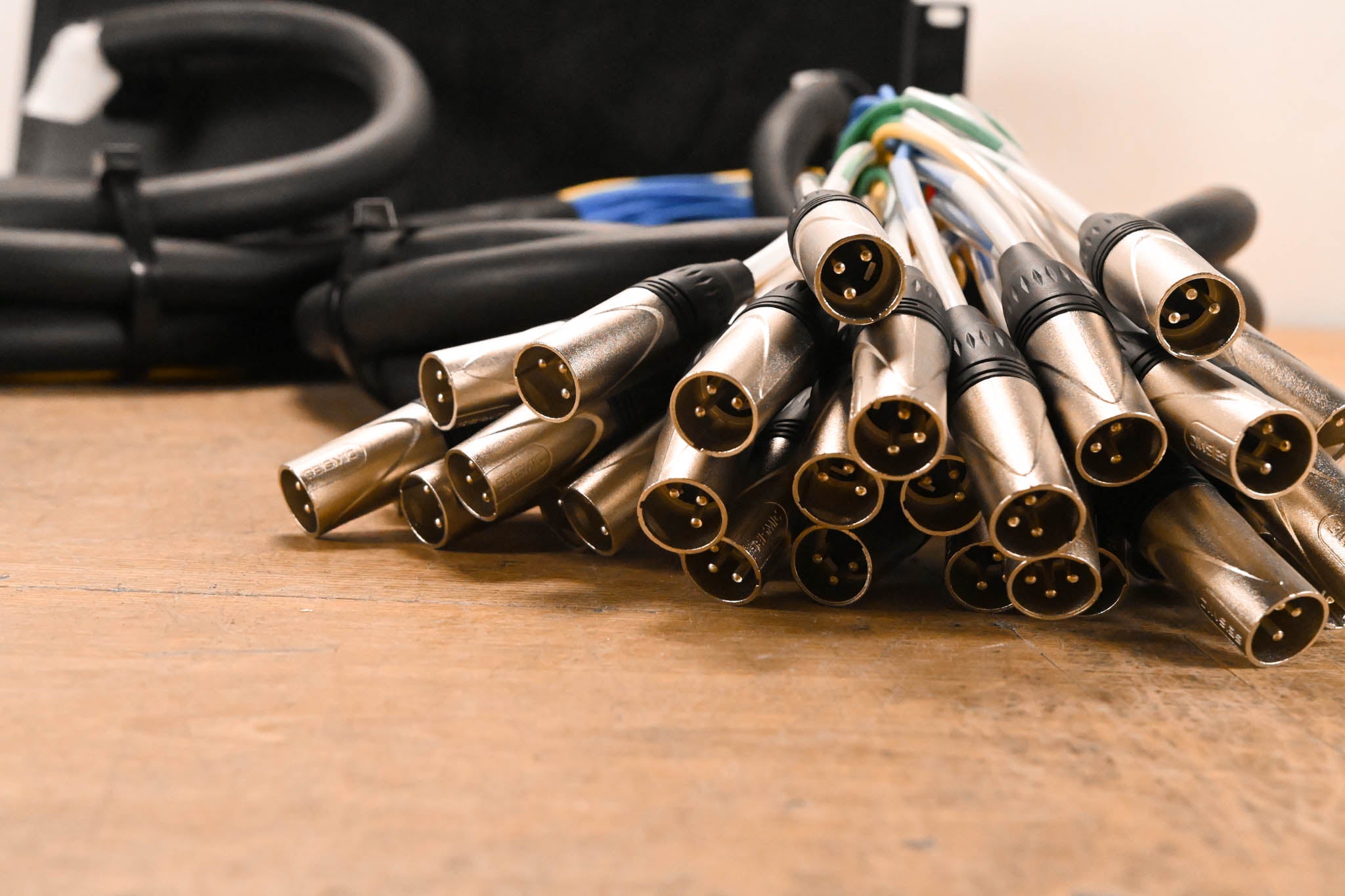 Seismic Audio SARMSS-32x1515 - 32-CH XLR TRS Combo Splitter Snake Cable