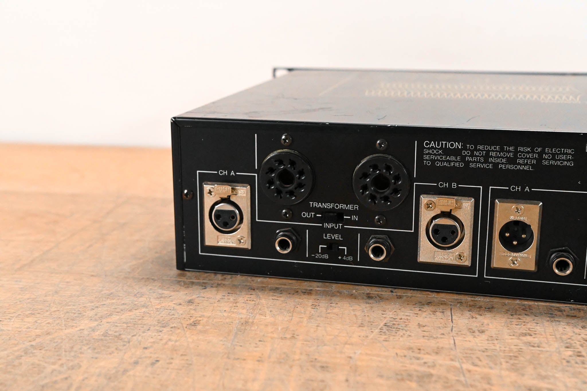 Yamaha Q2031A 2-Channel 31-Band Graphic Equalizer