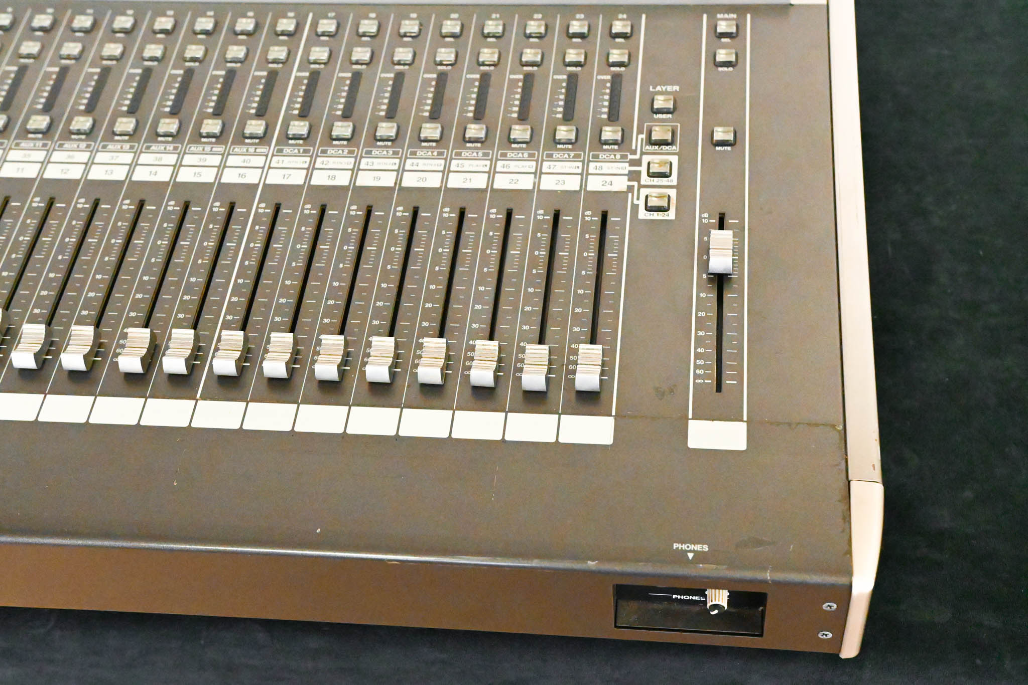 Roland M-400 48-Channel Live Digital Mixing Console