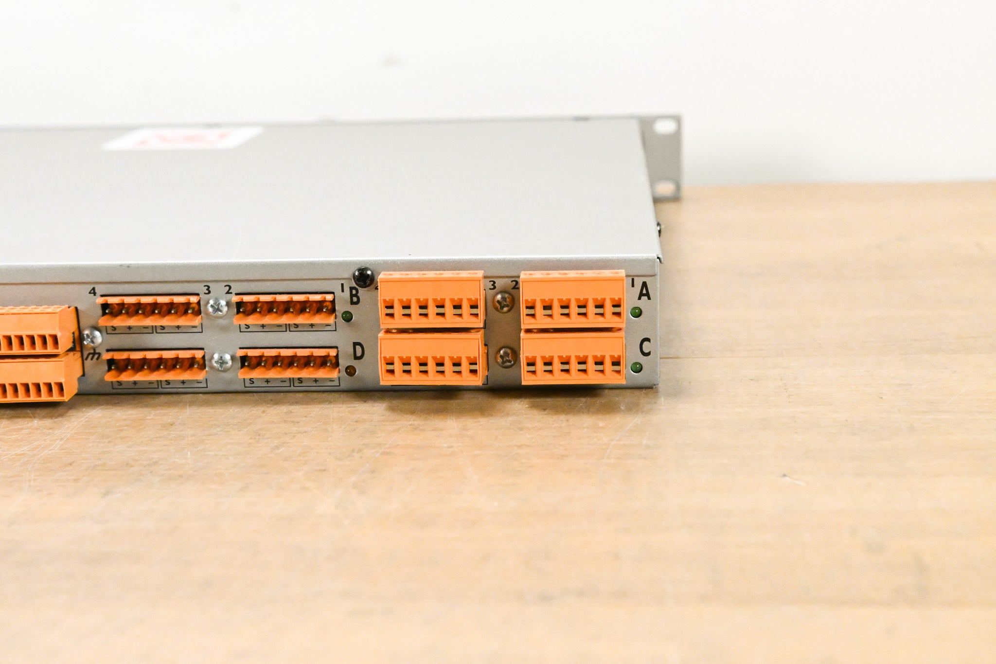 BSS London BLU-800 Signal Processor with BLU link and CobraNet