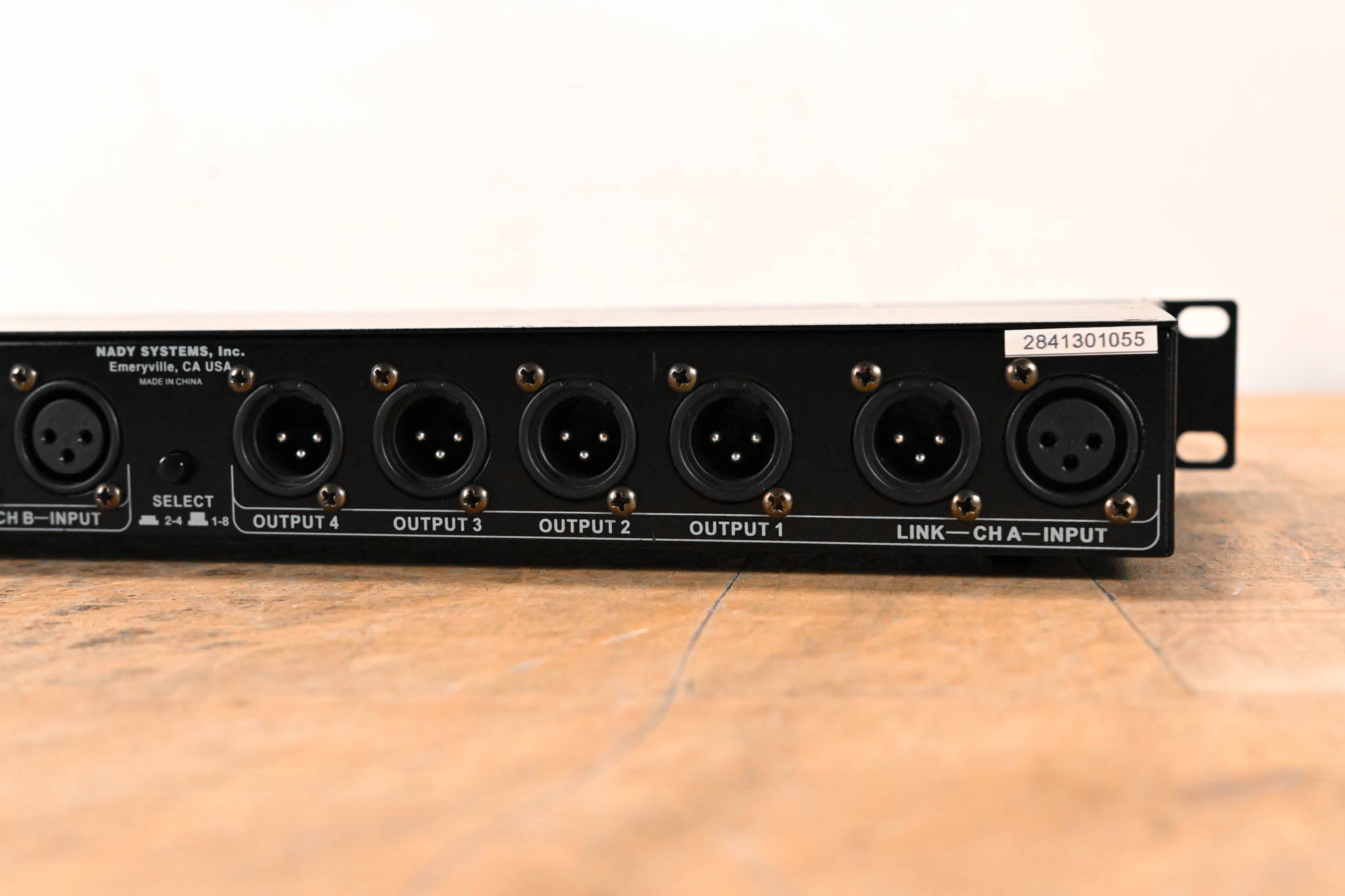 Nady SD-2418 Stereo Signal Distribution