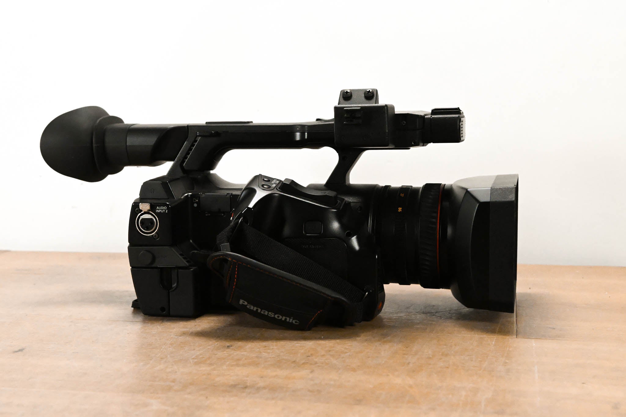 Panasonic AJ-PX230 P2HD 1080p60 AVC Ultra Camcorder