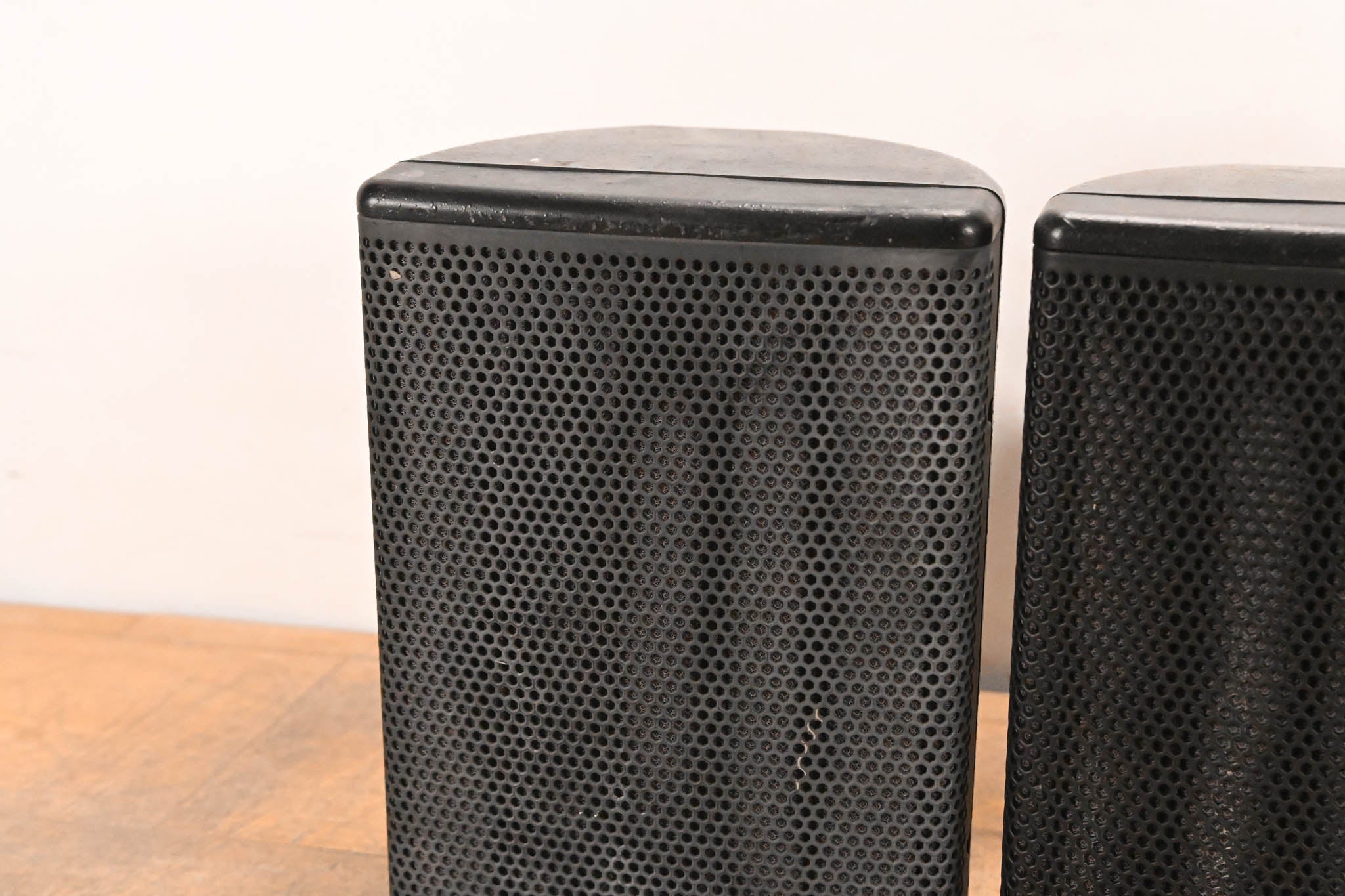 Martin Audio CDD5TX 5" Passive Coaxial On-Wall Outdoor Speaker (PAIR)