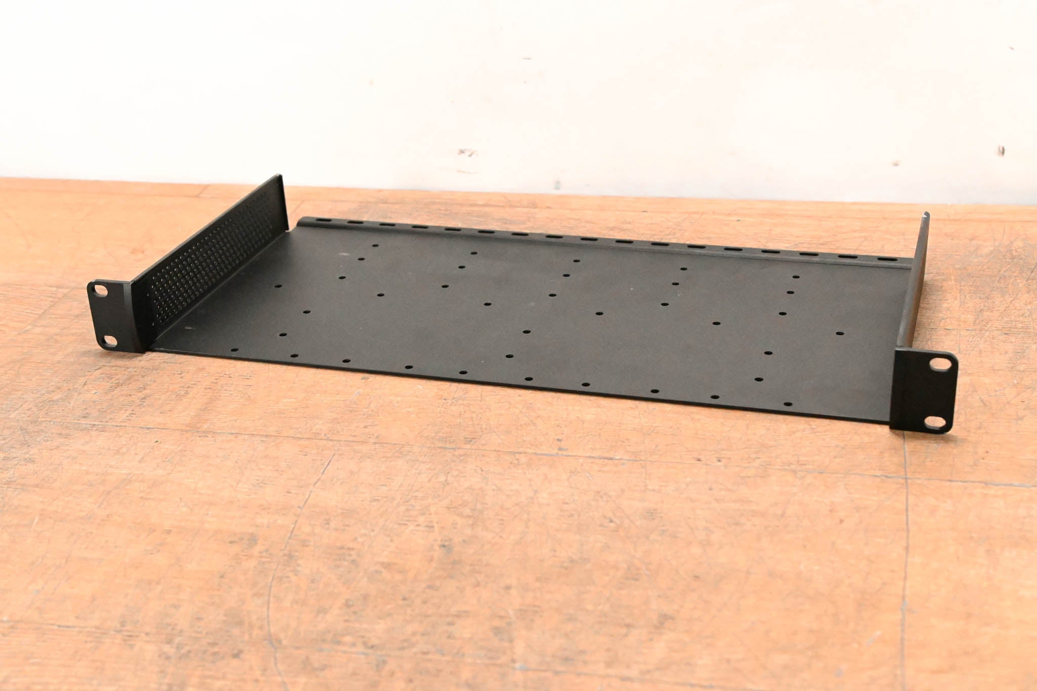 Blackmagic Design Universal Rack Shelf