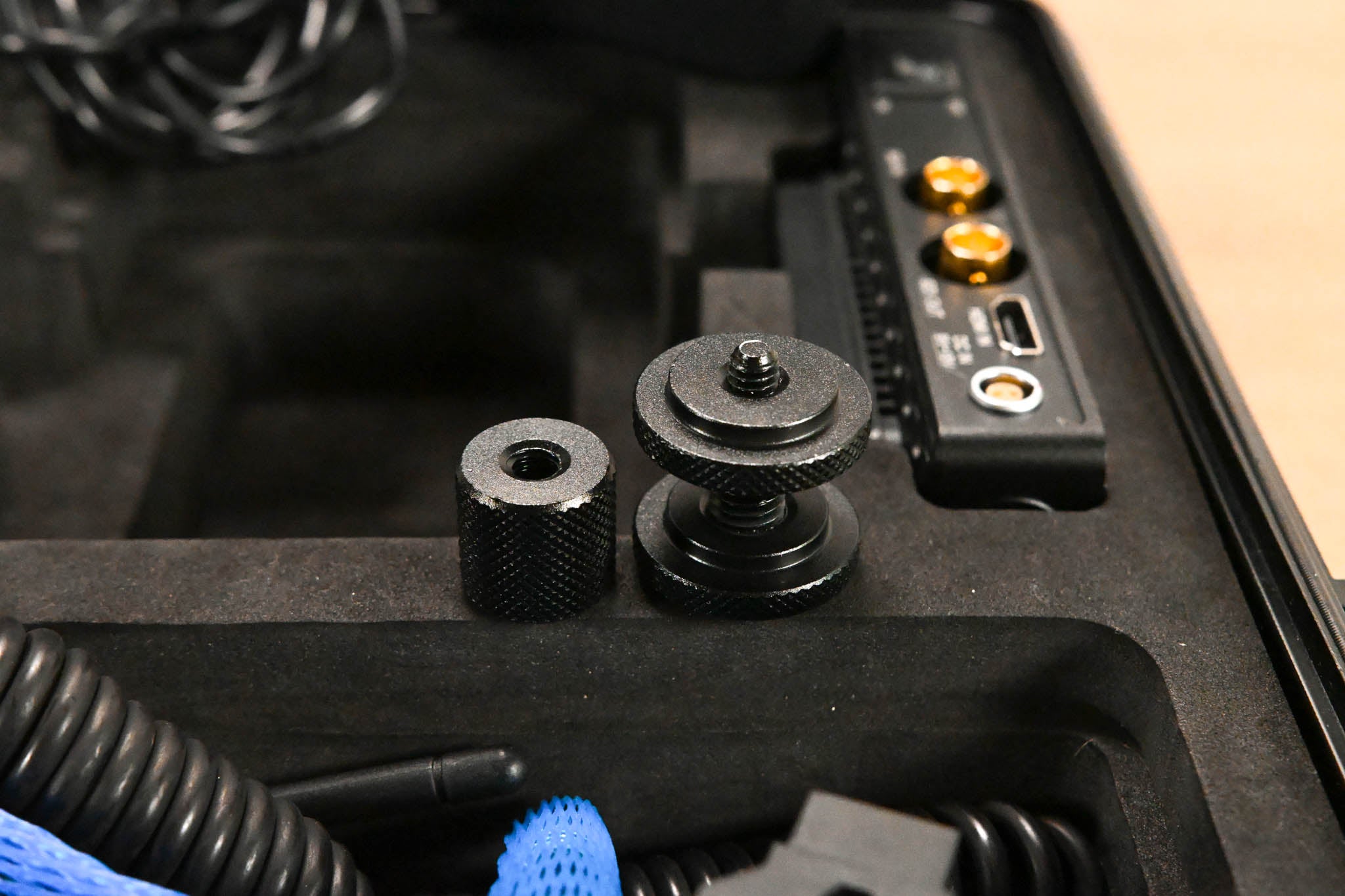 CINEGEARS Ghost-Eye 600MP v2 Wireless Video Transmission Kit w/ two RX