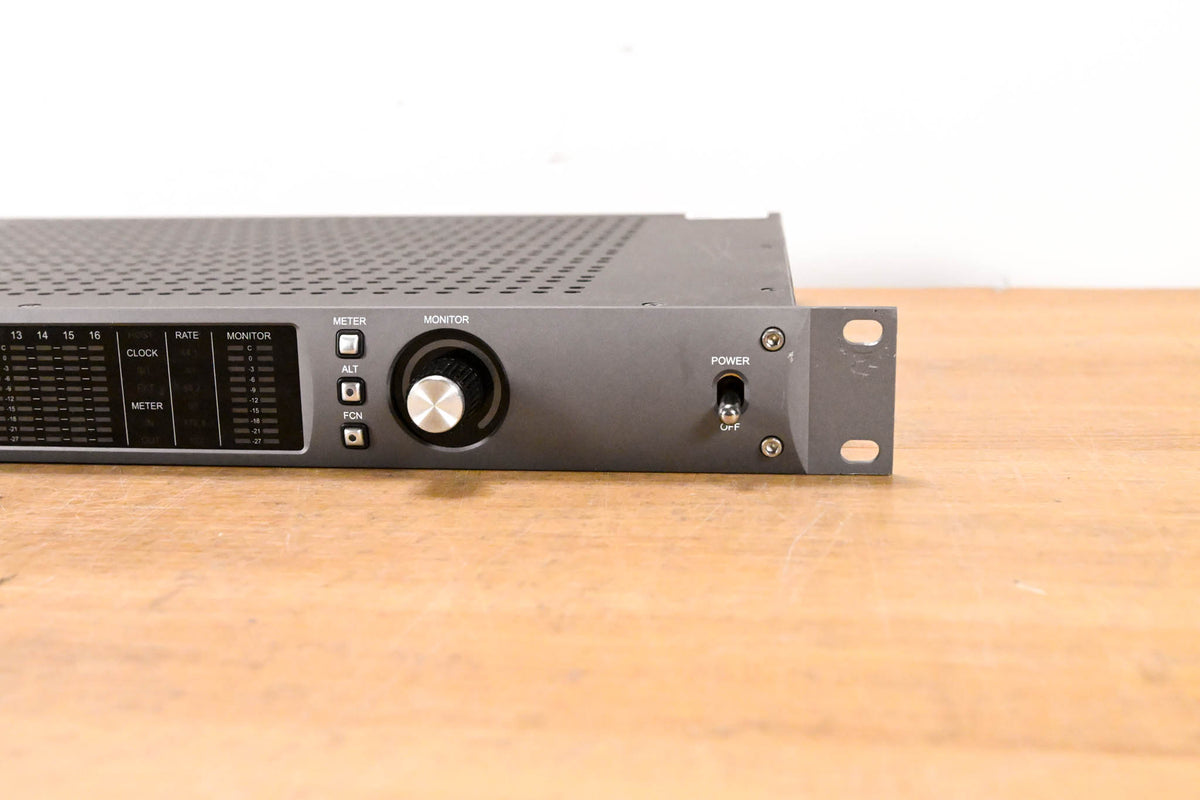 Universal Audio Apollo x16 Thunderbolt 3 Interface (NO POWER SUPPLY)