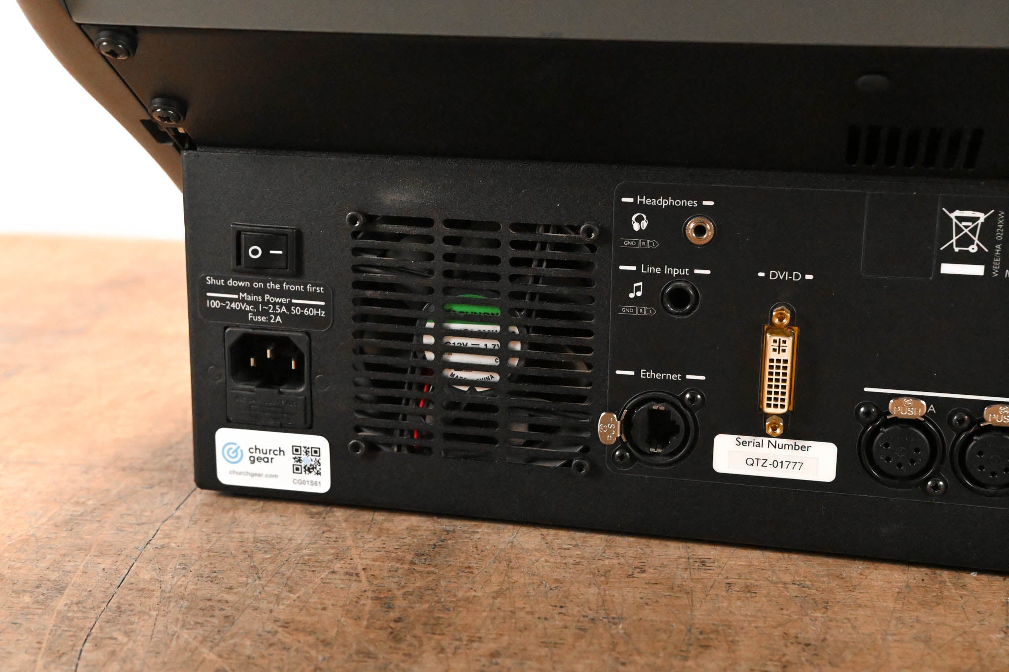 Avolites Quartz Lighting Control Console