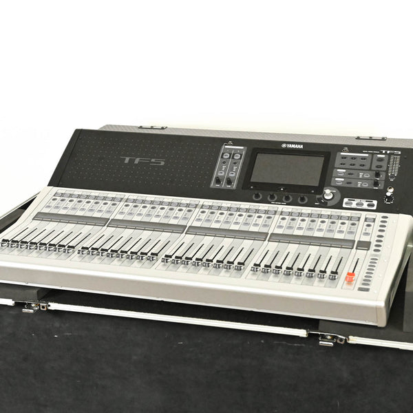Yamaha TF5 32-Input Digital Mixing Console with Road Case CG01PSH