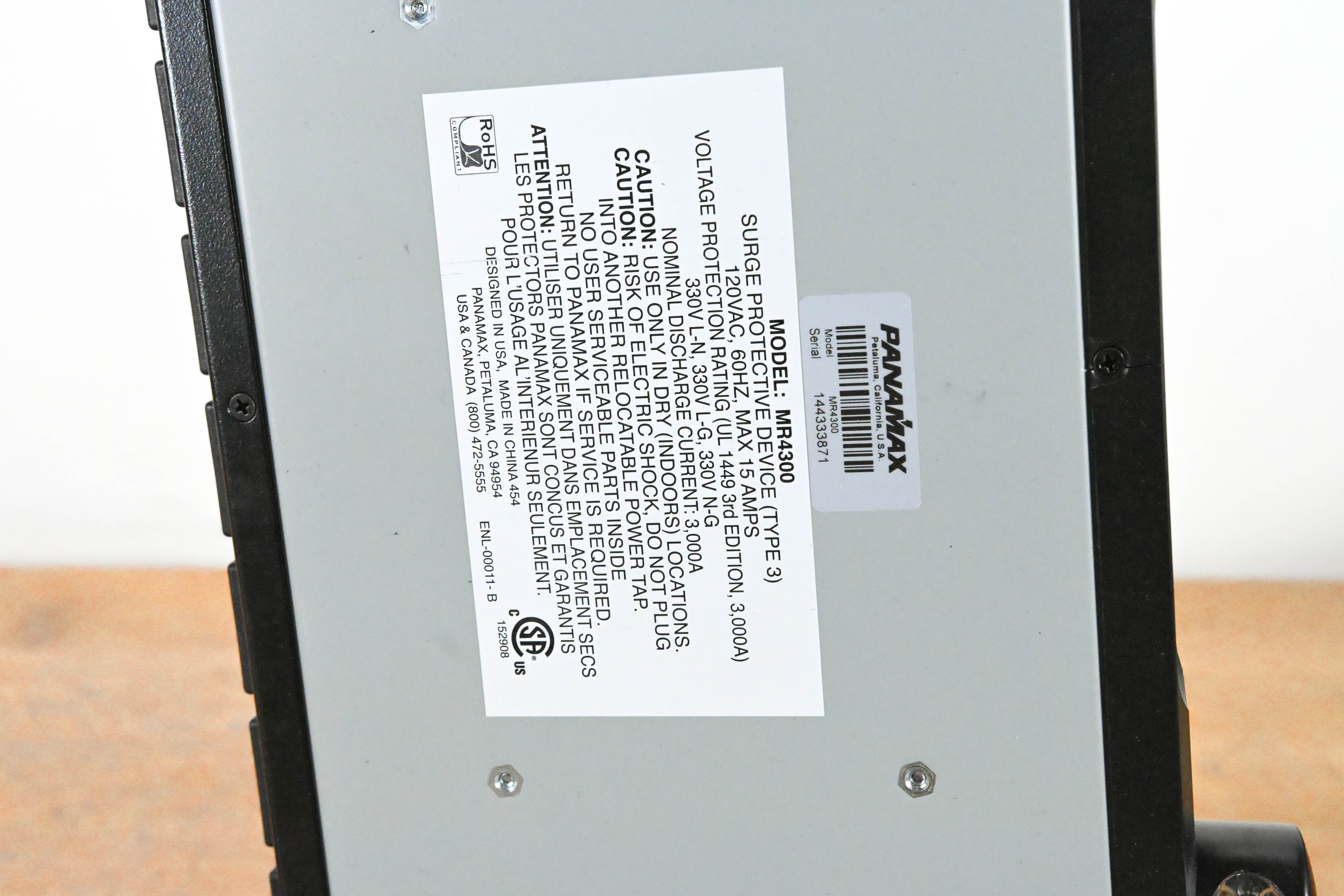 Panamax MR4300 9-Outlet Power Management Conditioner