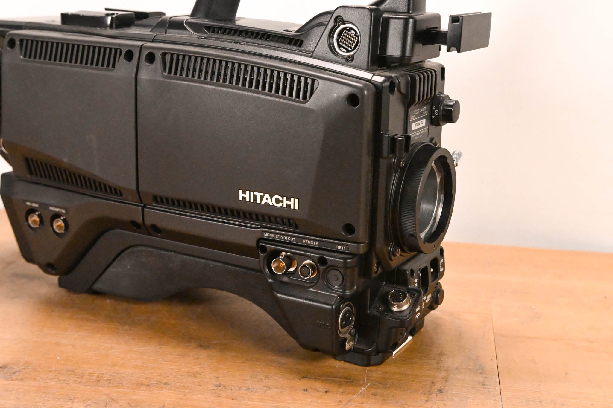Hitachi Z-HD5000 HDTV Camera with CA-HF1000 Camera Adaptor
