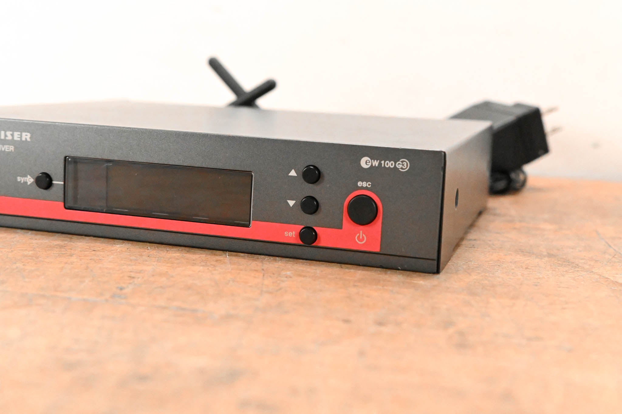 Sennheiser ew 100 G3 Bodypack Wireless System - G Range: 566-608 MHz