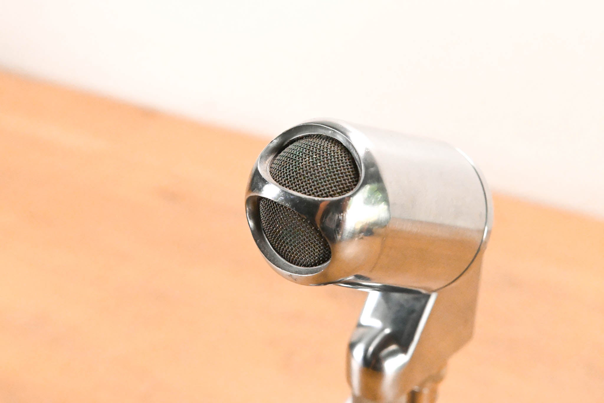 Electro-Voice (EV) 638 General Purpose Dynamic Microphone