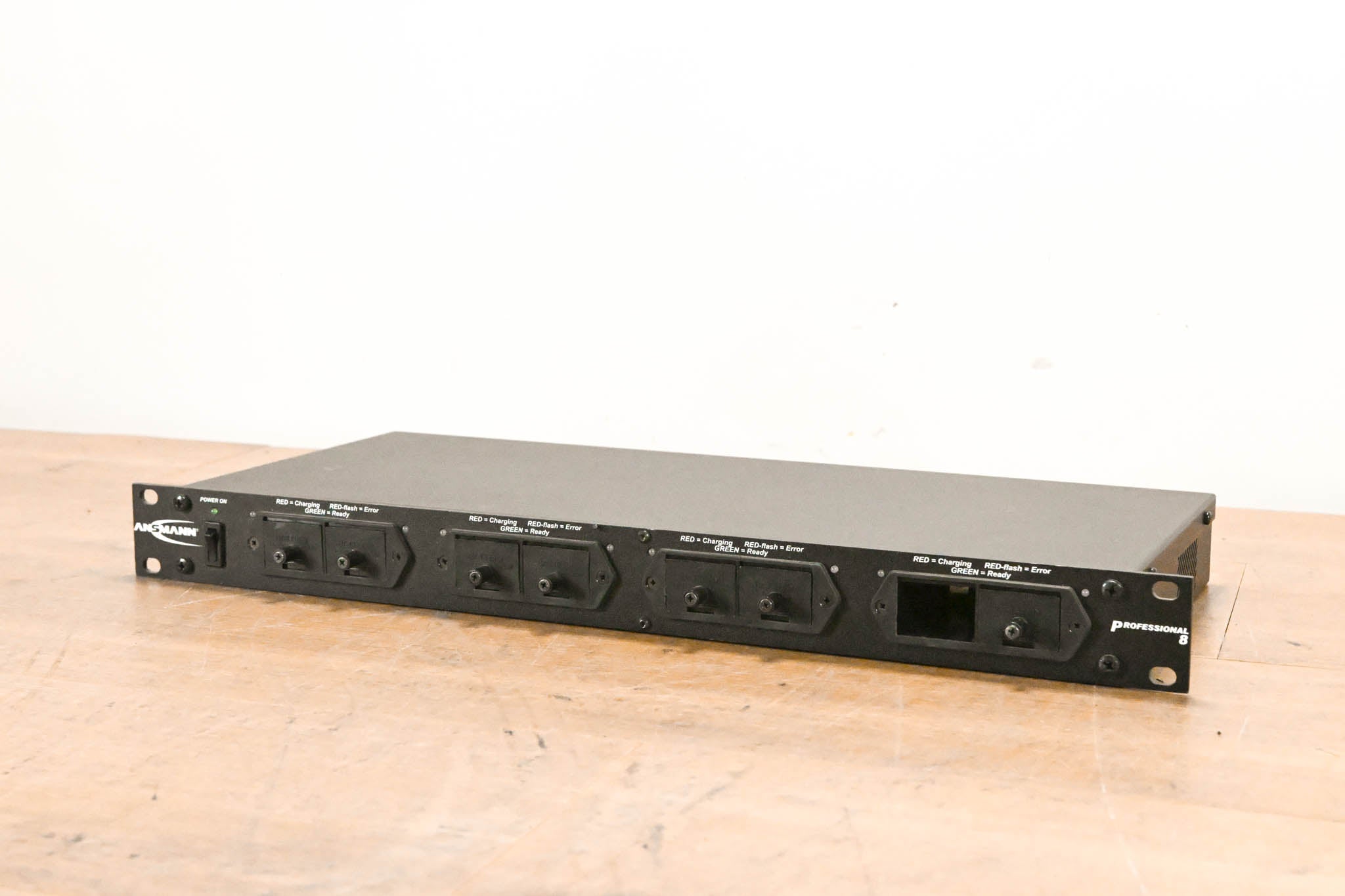 Ansmann Professional 8 - 9V Rack Mount Battery Charger