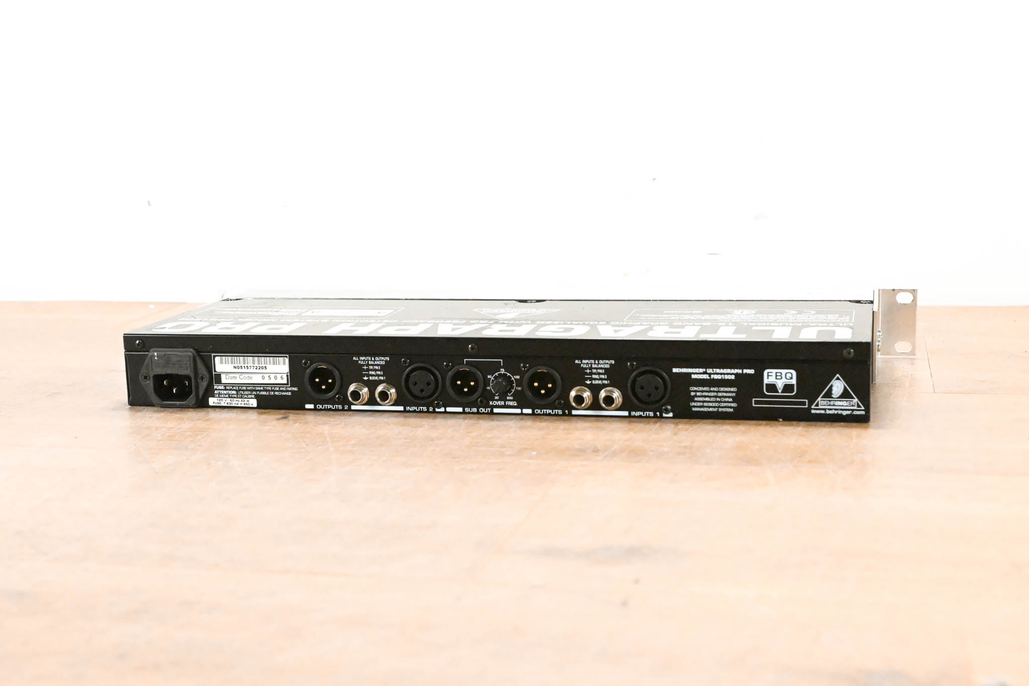 Behringer ULTRAGRAPH PRO FBQ1502 15-Band Stereo Graphic Equalizer