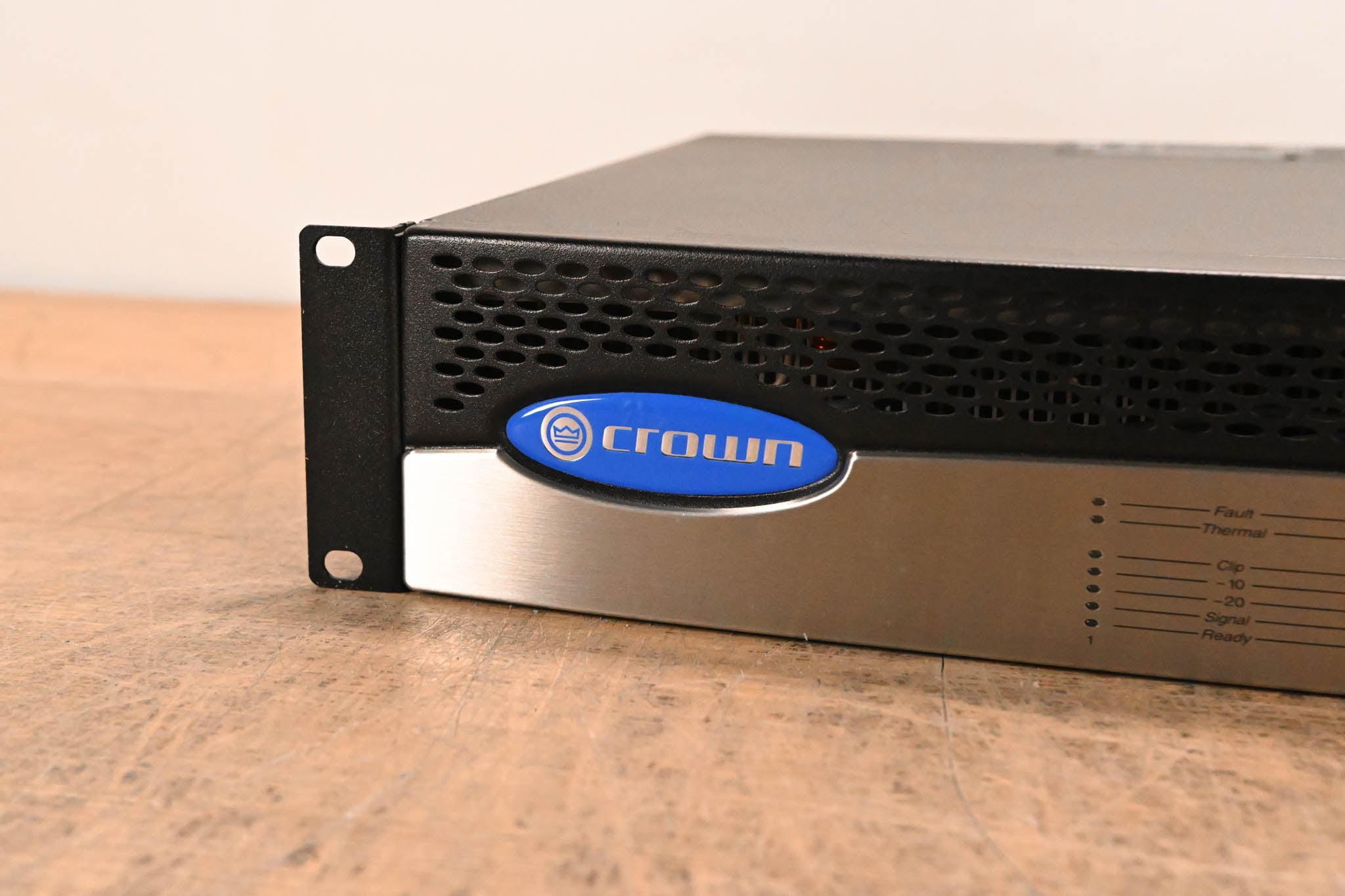 Crown CTs 1200 Two-Channel 600W Power Amplifier