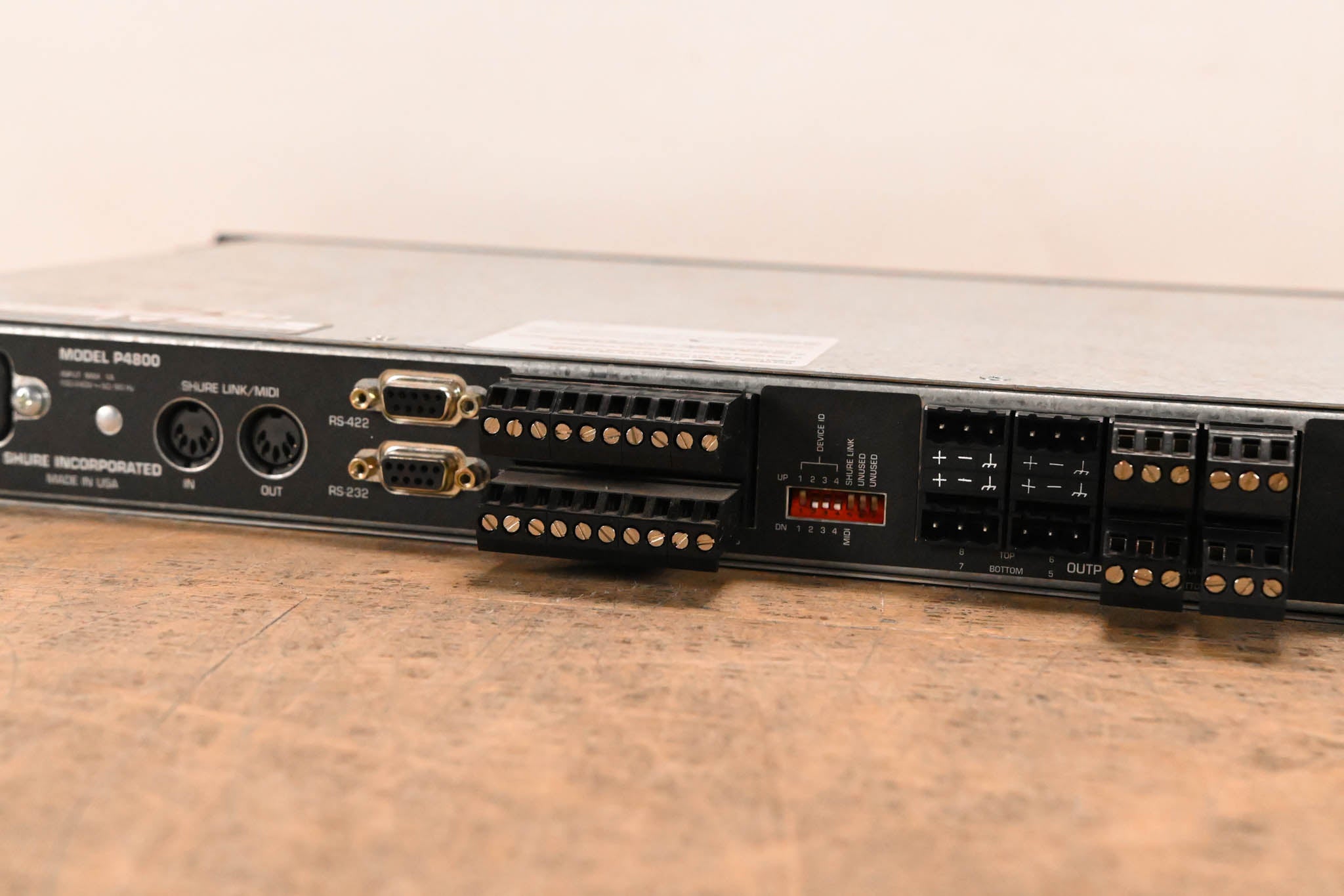Shure P4800 4x8 Digital Signal Processor