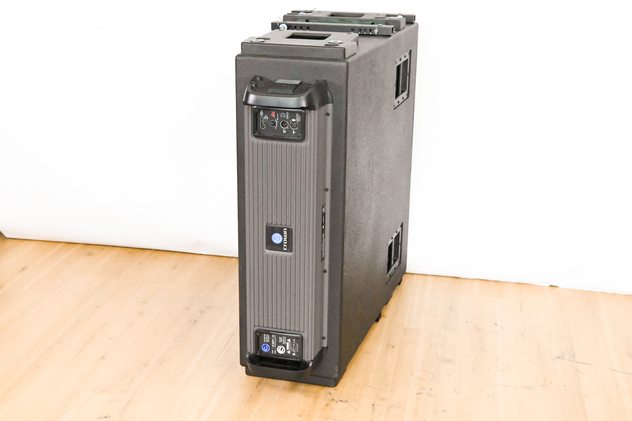 JBL VT4882DP Powered Dual 15" VerTec Line Array Subwoofer