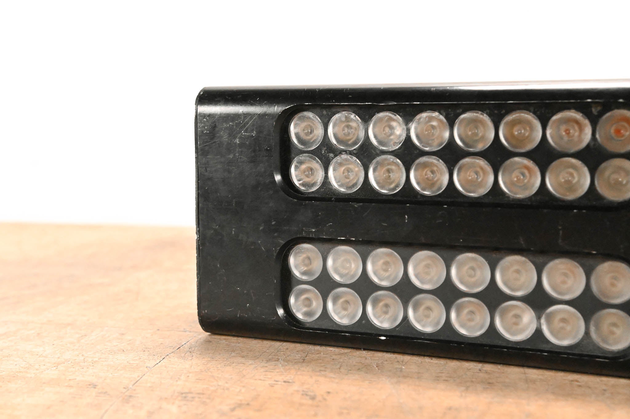 Chroma-Q CHCS2 Color Split LED Fixture