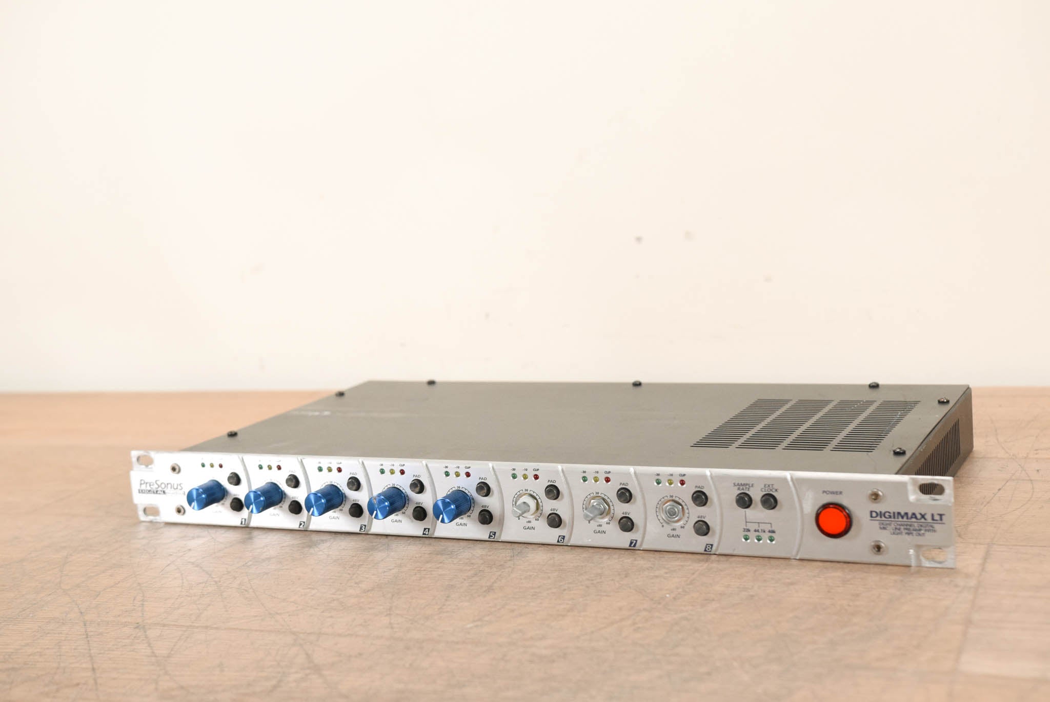 PreSonus DigiMax LT 8-Channel Microphone Preamp