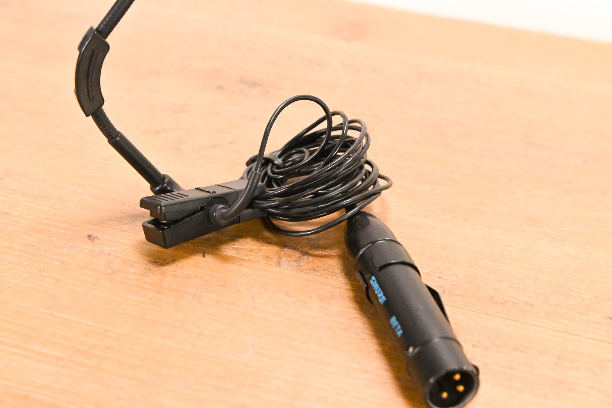 Shure Beta 98H/C Miniature Cardioid Condenser Instrument Microphone