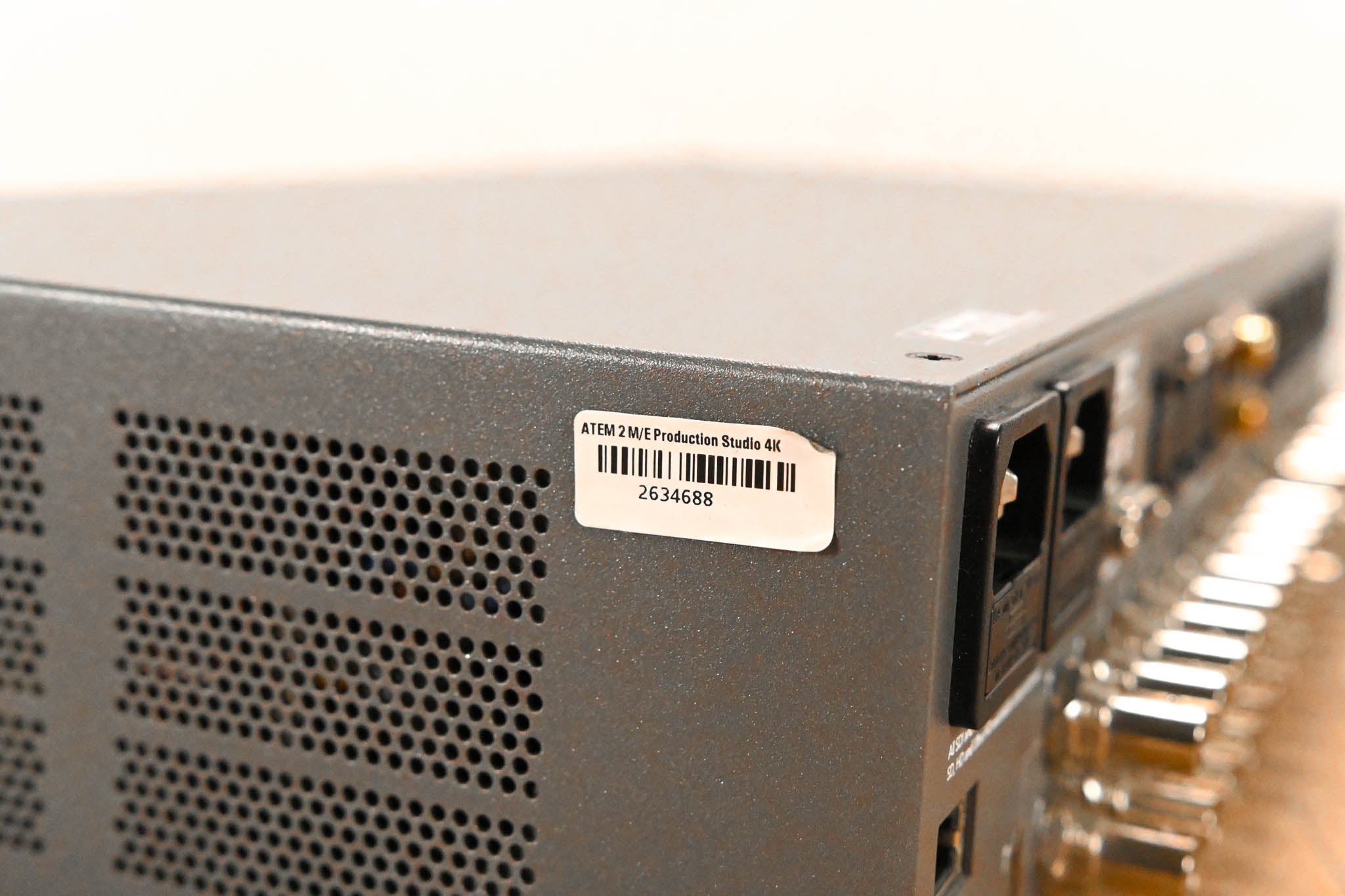 Blackmagic Design ATEM 2 M/E Production Studio 4K