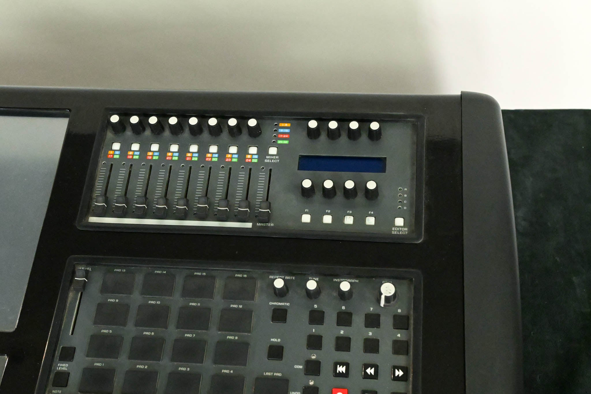 Open Labs MIKO LXD Portable 37-Key Keyboard Workstation w/ Road Case