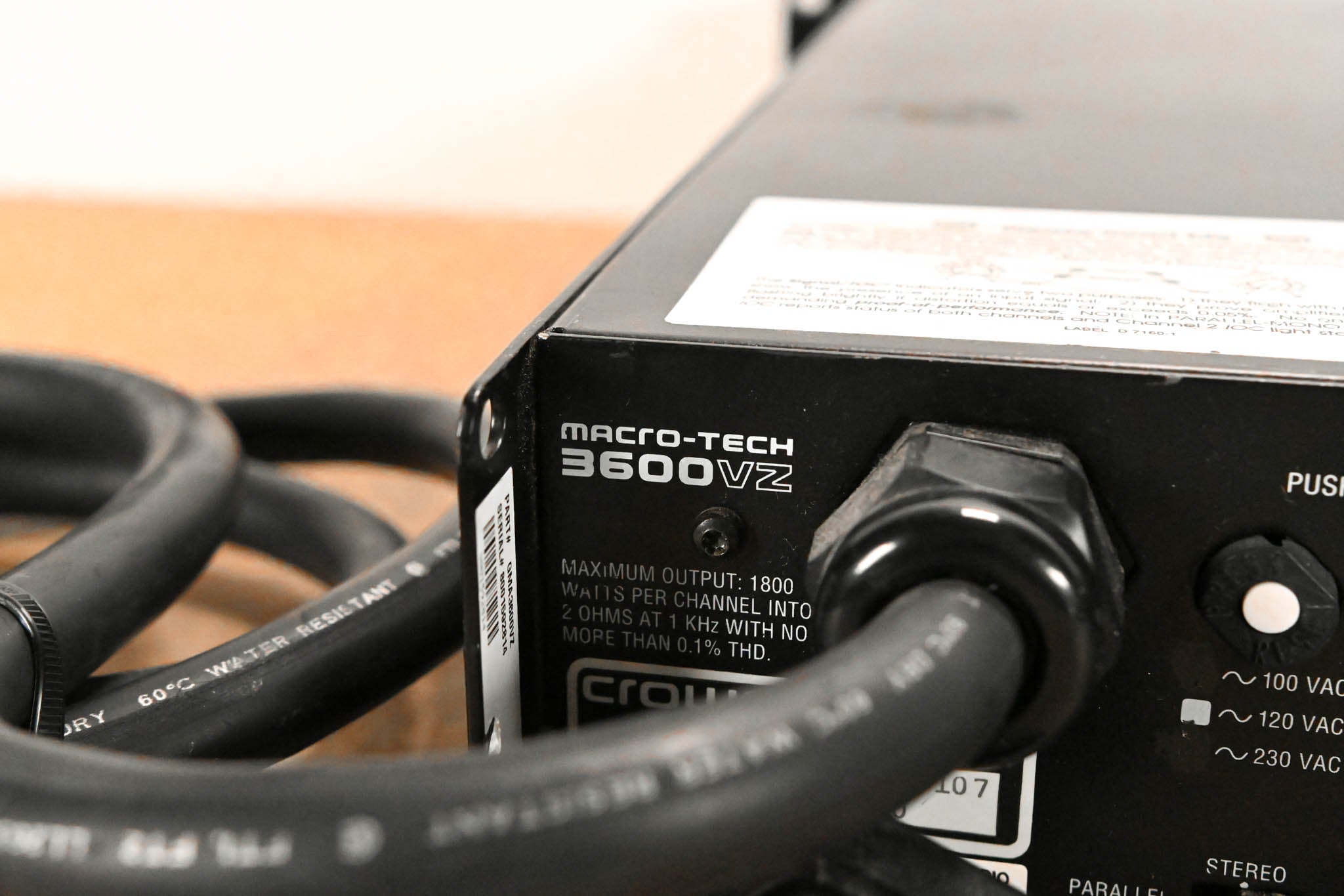 Crown Macro-Tech 3600VZ 2-Channel Power Amplifier