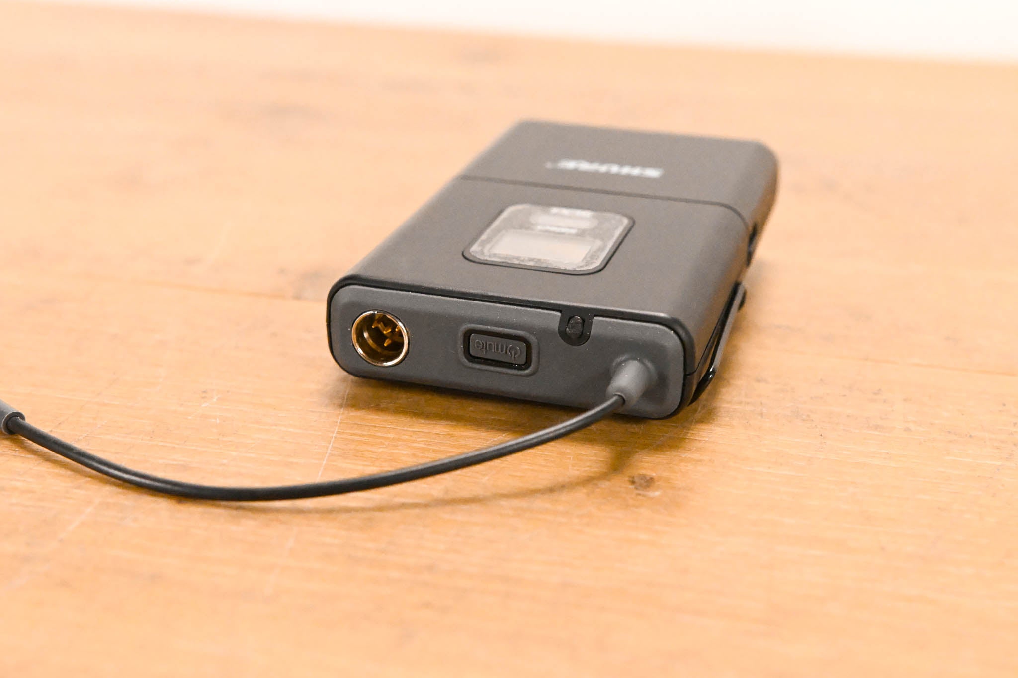 Shure SLX14 Bodypack Wireless System - G4 Band (NO POWER SUPPLY)