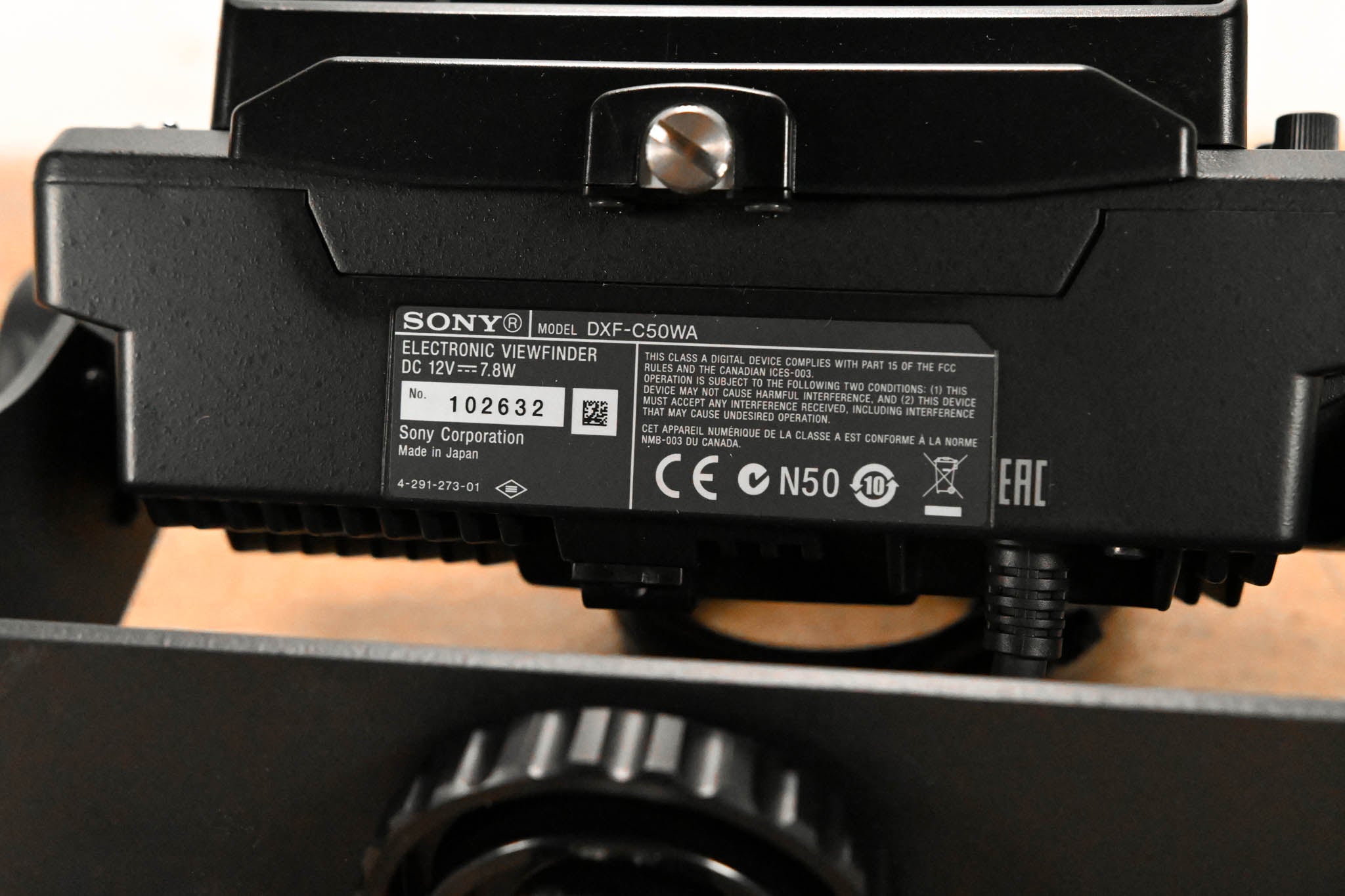 Sony DXF-C50WA 5-inch LCD Color Viewfinder for HXC-D70 SD/HD