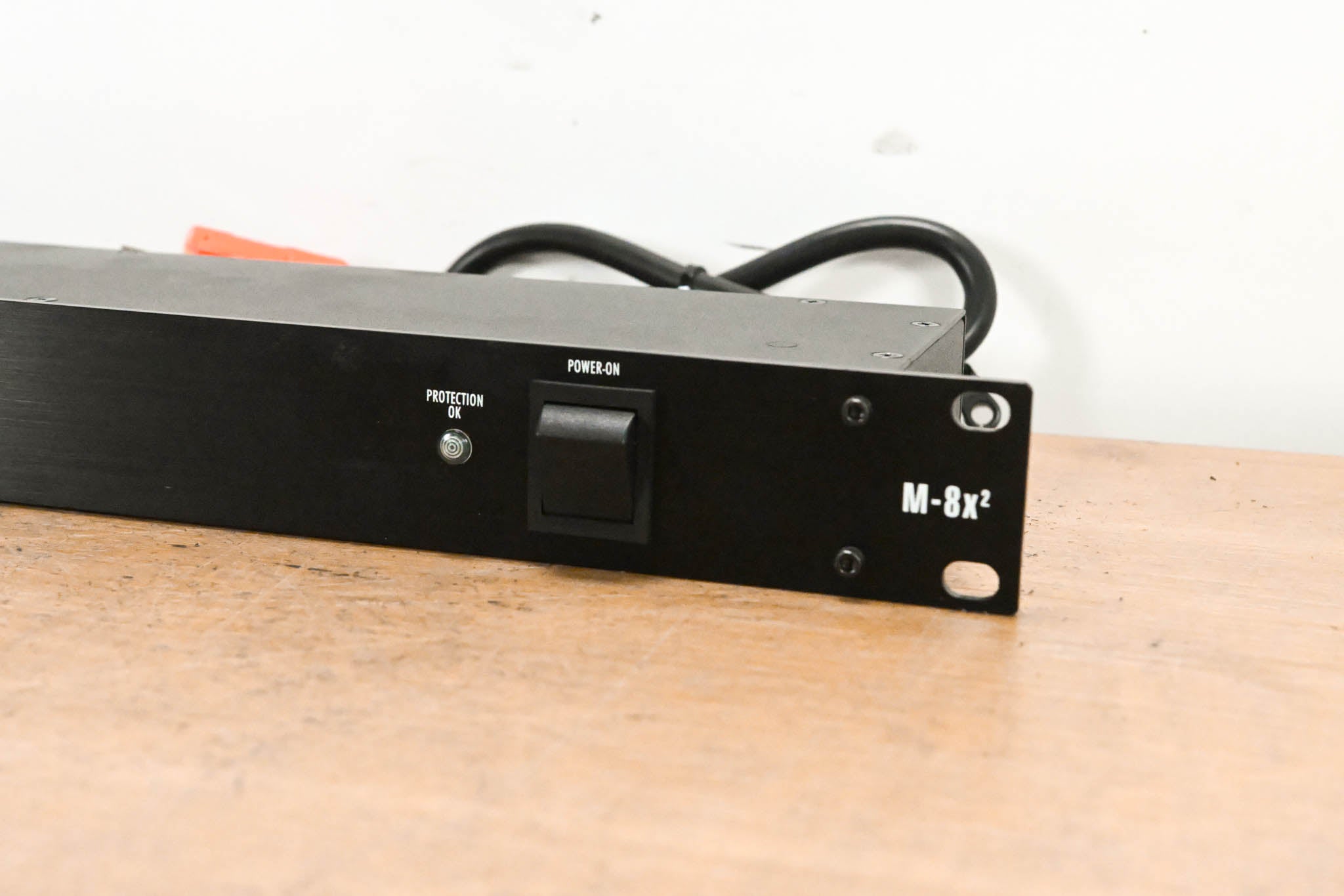 Furman M-8x2 8-Outlet Power Conditioner