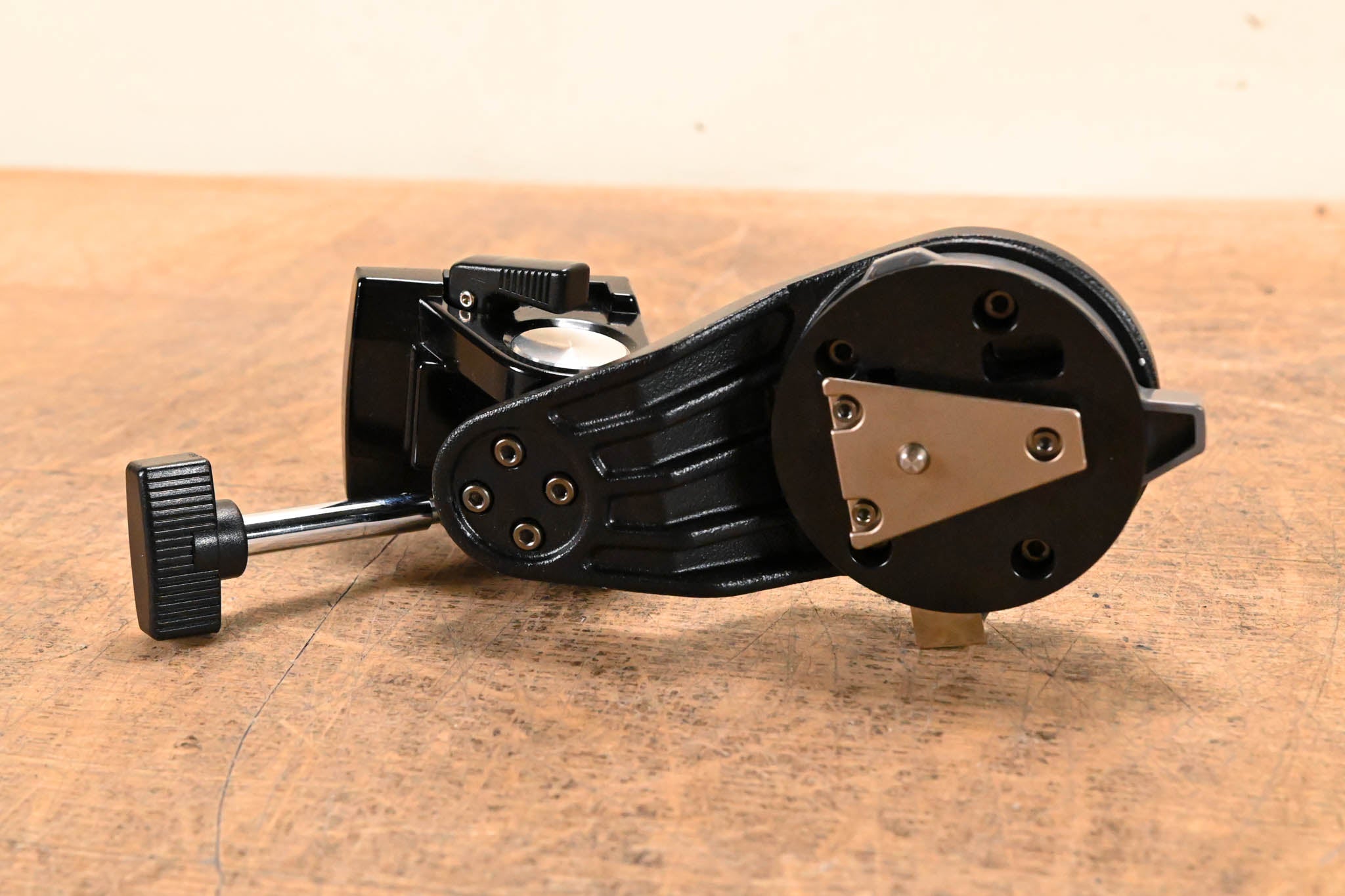 Hitachi AT-500 Studio Viewfinder Mount