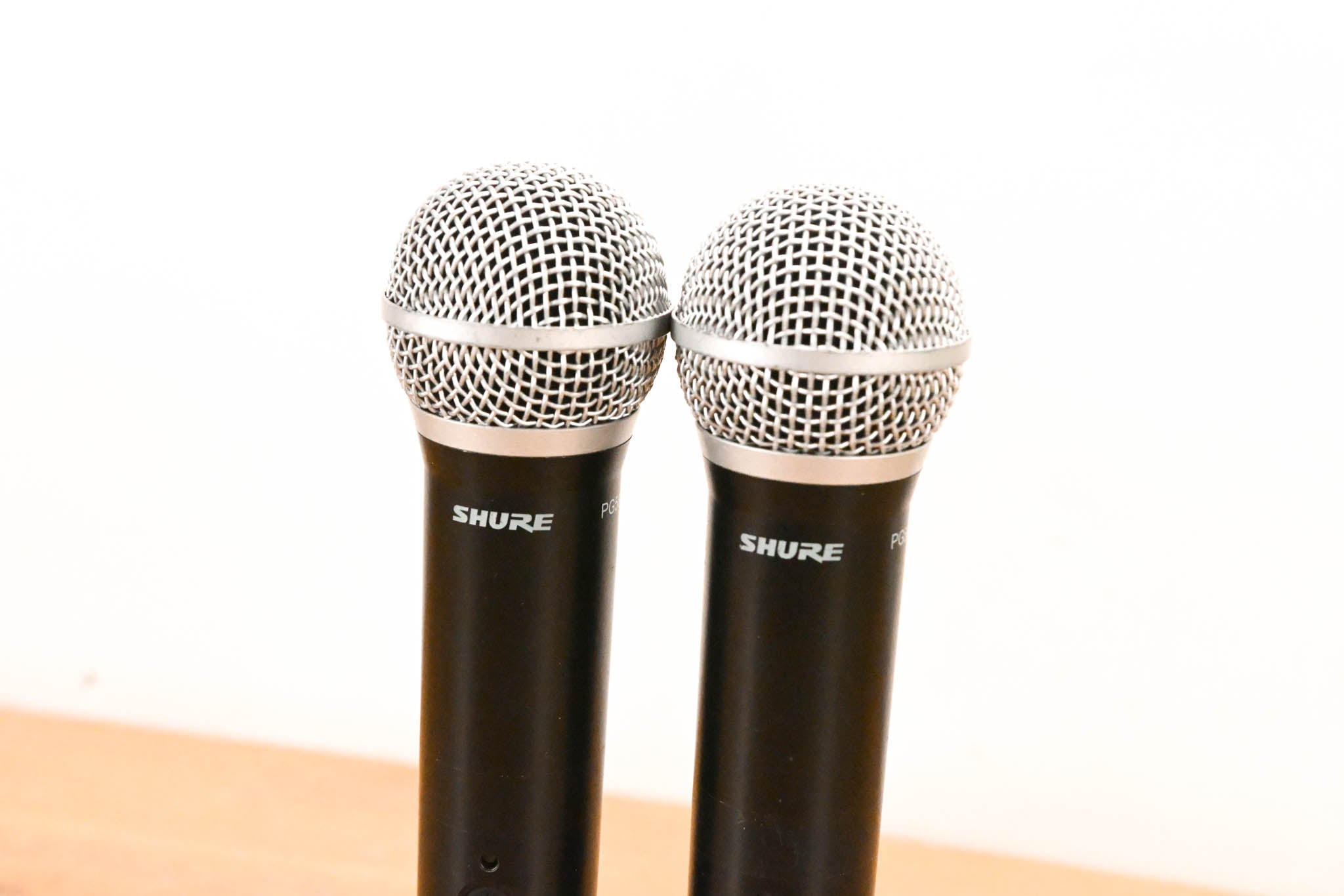 Shure BLX288/PG58 Handheld Wireless System - J10 Band (NO POWER SUPPLY)