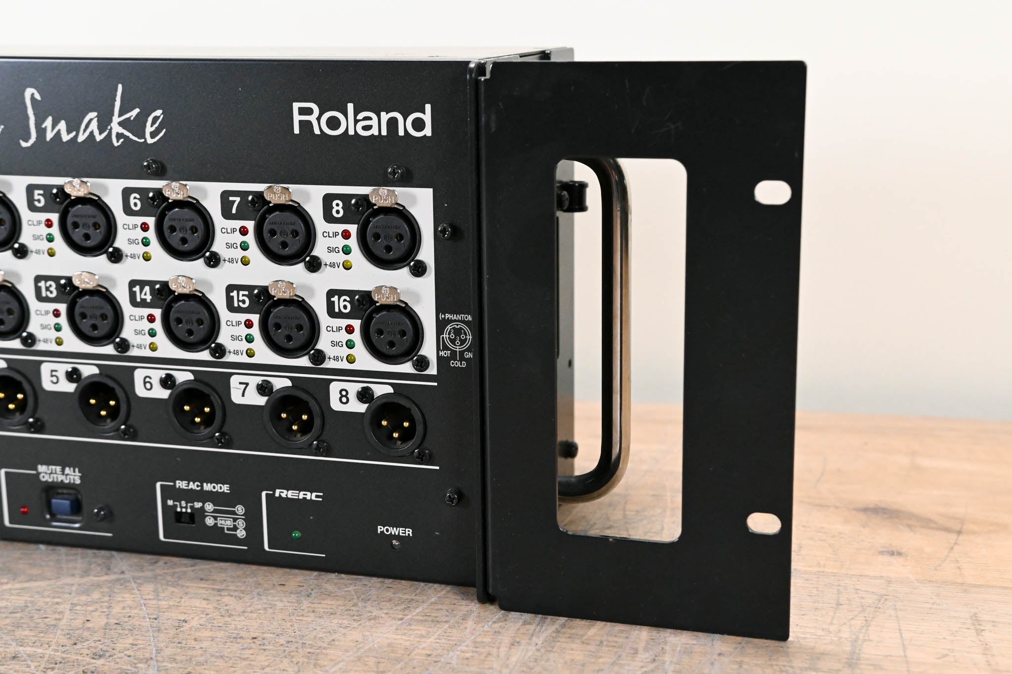 Roland S-1608 16 x 8 Stage Unit