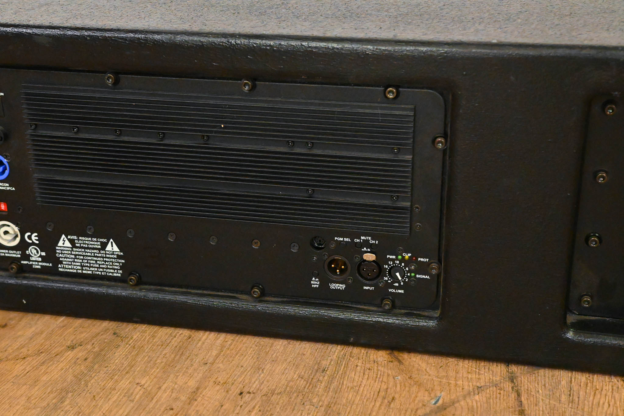 A-Line Acoustics AL10A Powered Line Array Loudspeaker