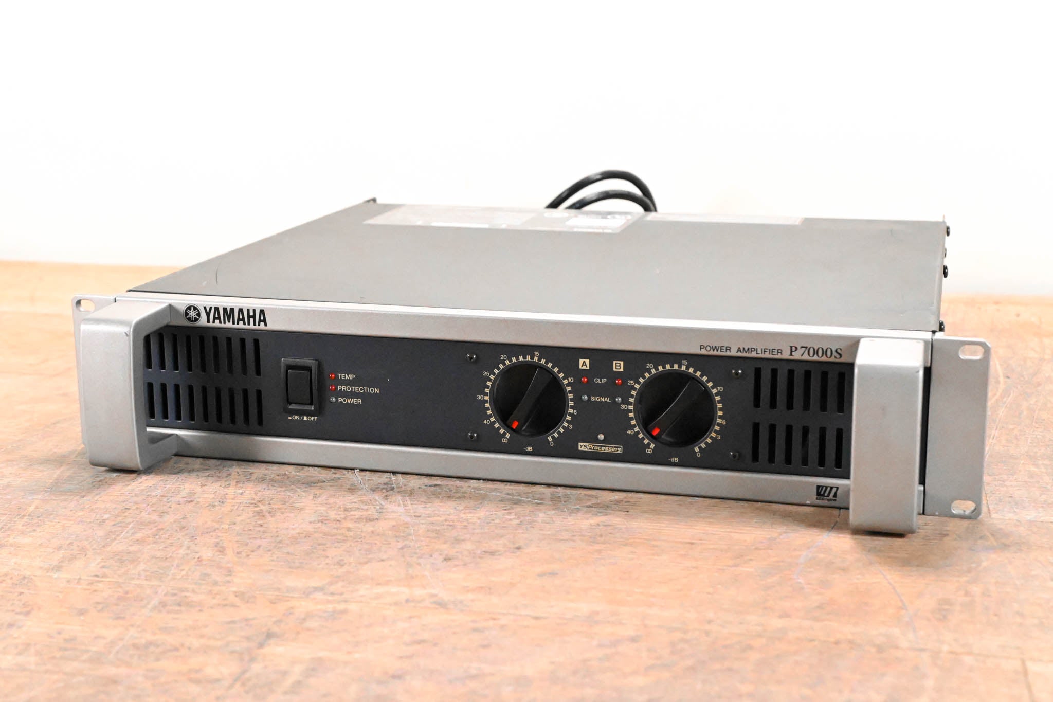 Yamaha P7000S 2-Channel Power Amplifier