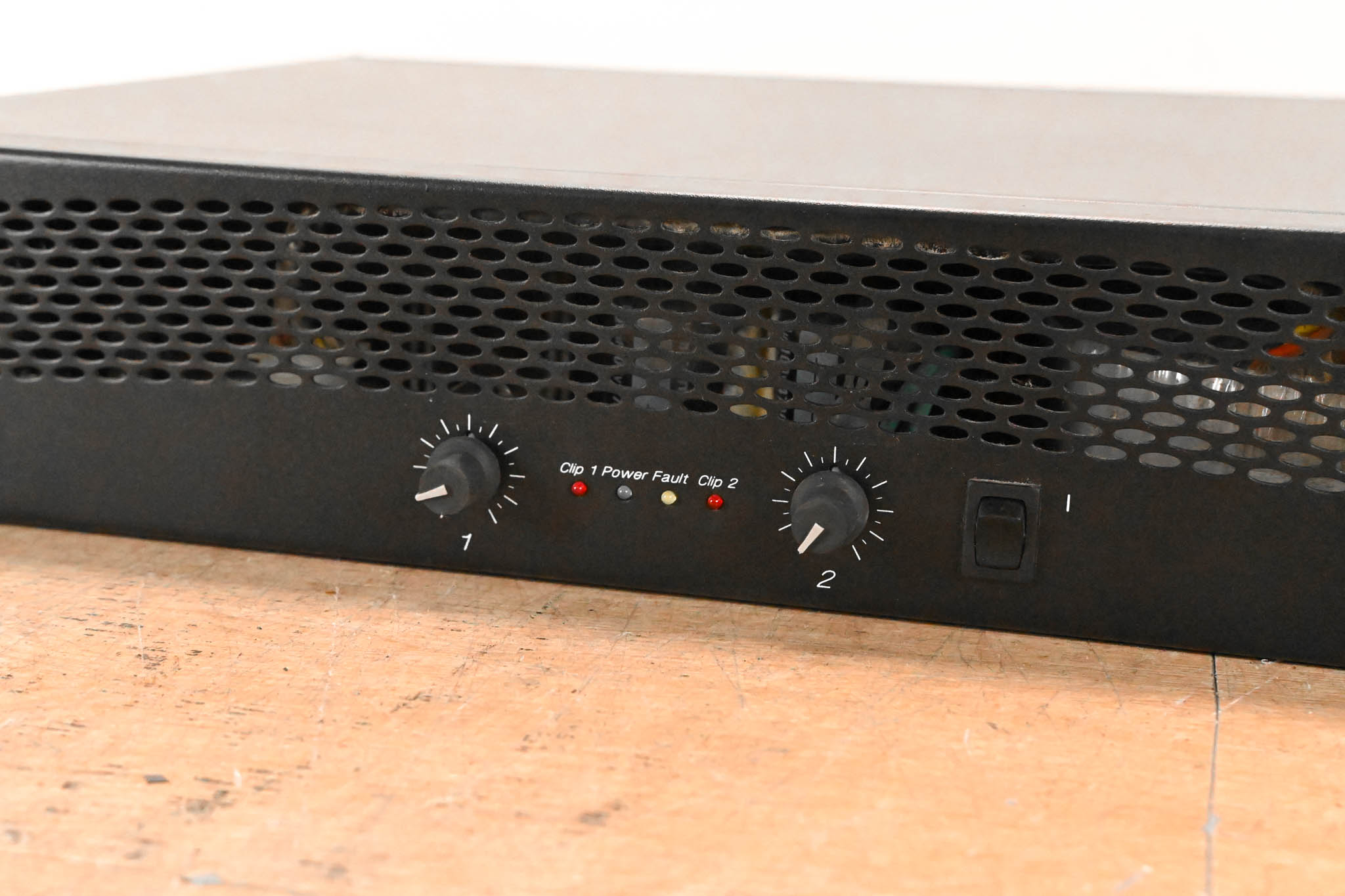 Crown XLS 402 2-Channel Power Amplifier